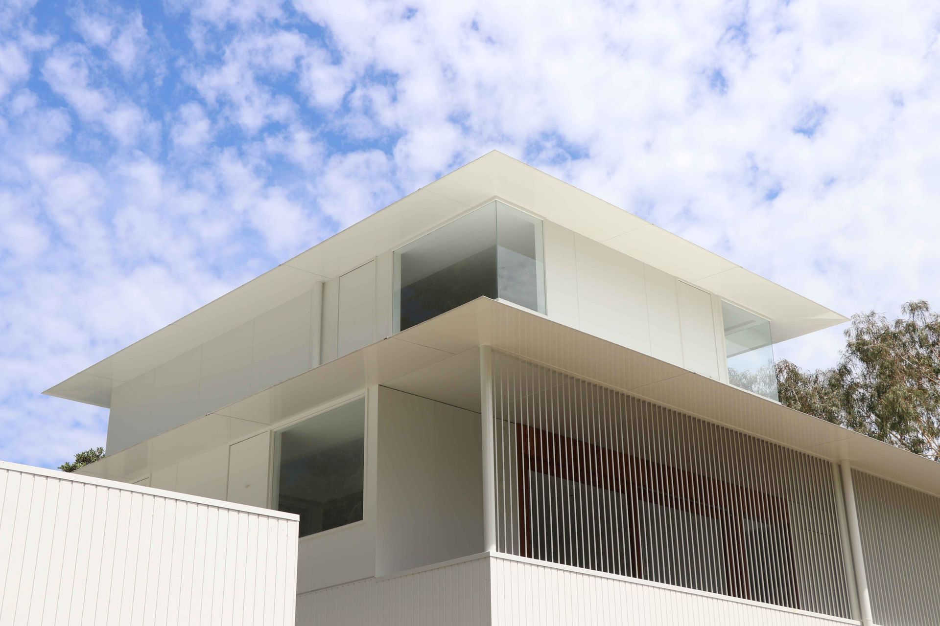 Alumac Architectural Metal Building Products banner