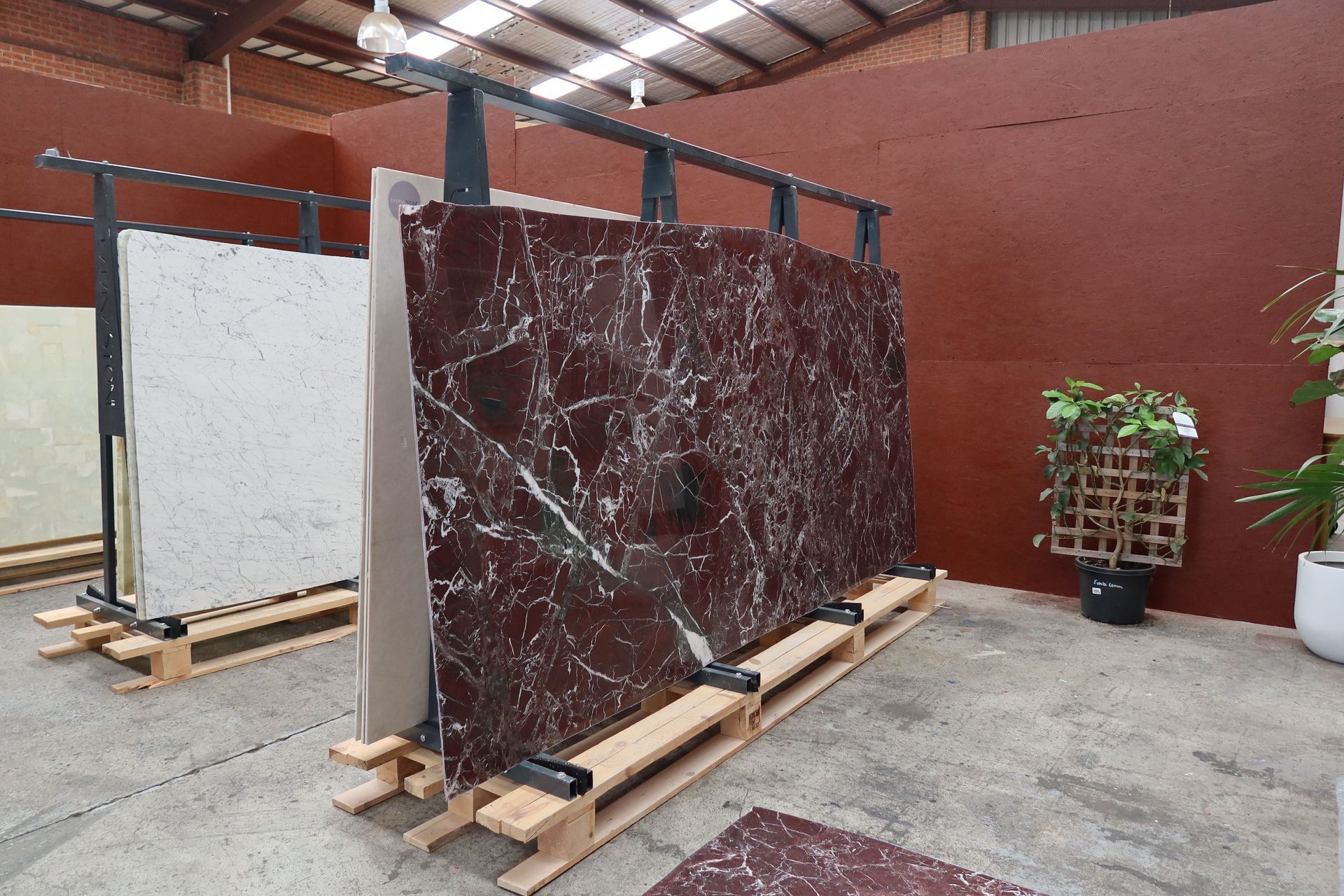 Supporting Image 6 for Lamina Stone