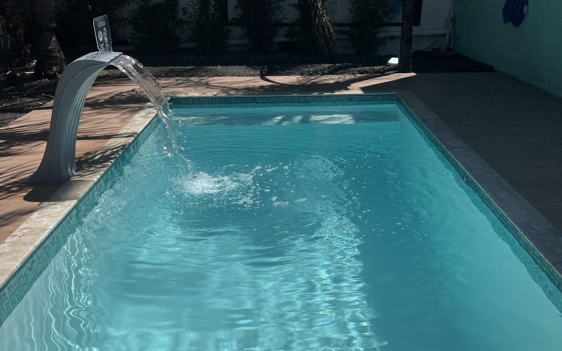 Hero Banner for Poolpac