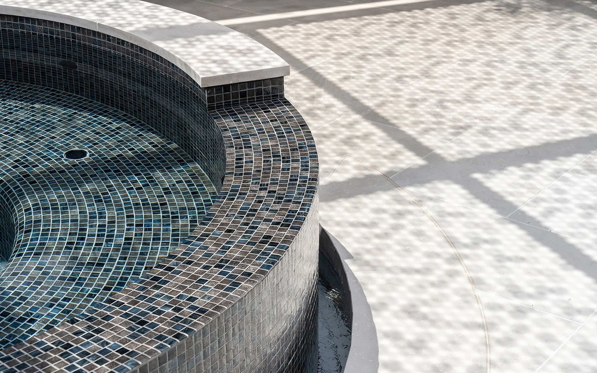 Supporting Image 4 for Perini Tiles