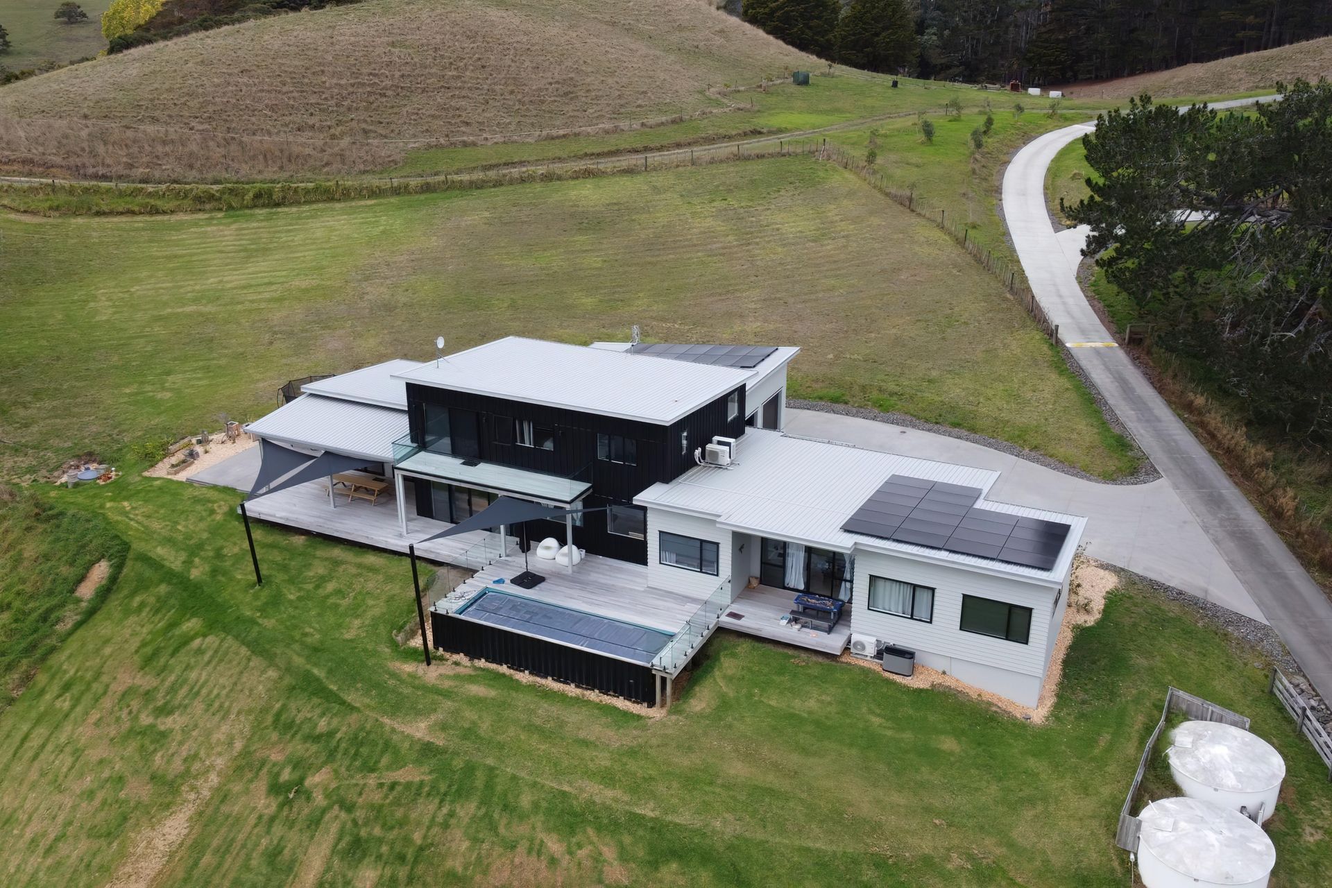 Supporting Image 1 for Lightforce Solar