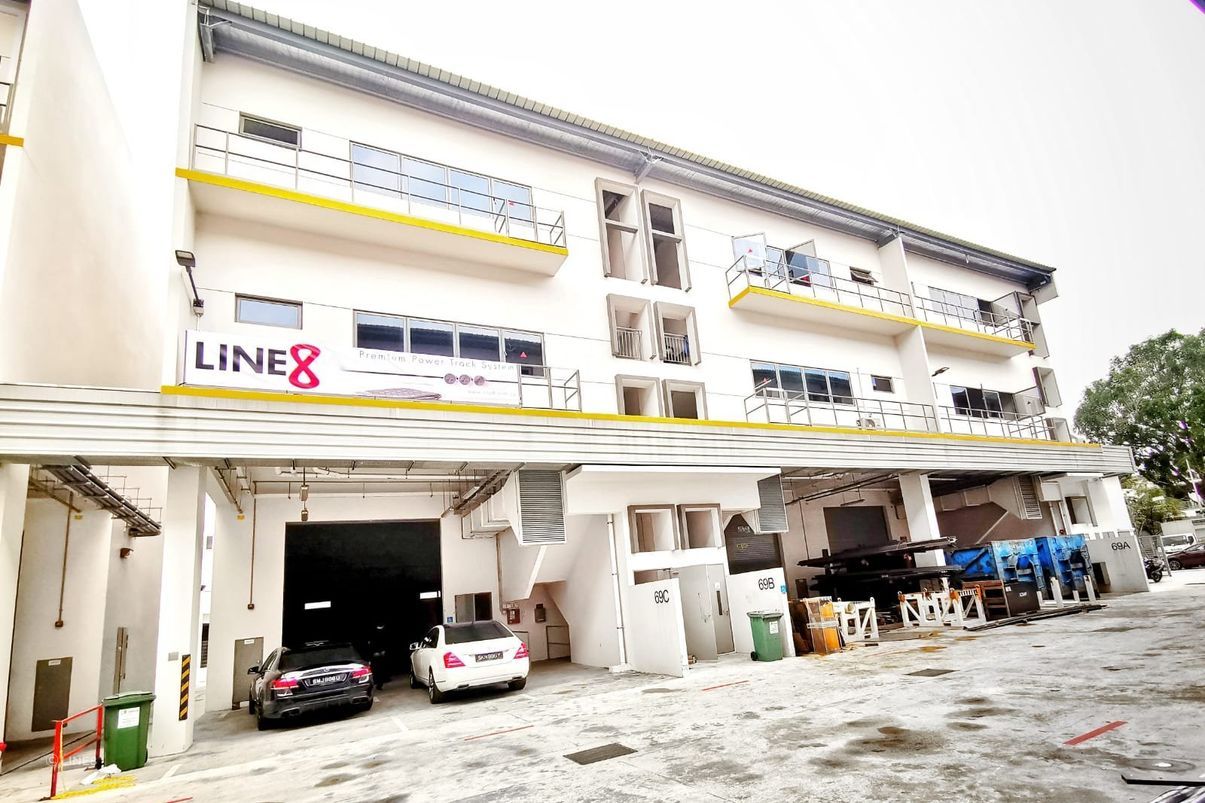 Line8