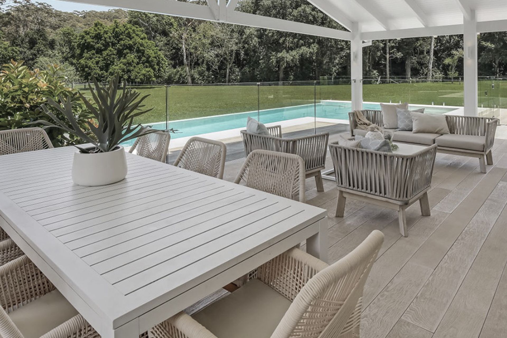 Supporting Image 2 for Millboard Decking