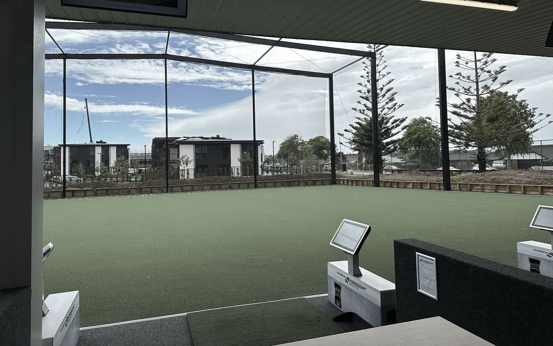 Supporting Image 2 for Premium Golf Simulators