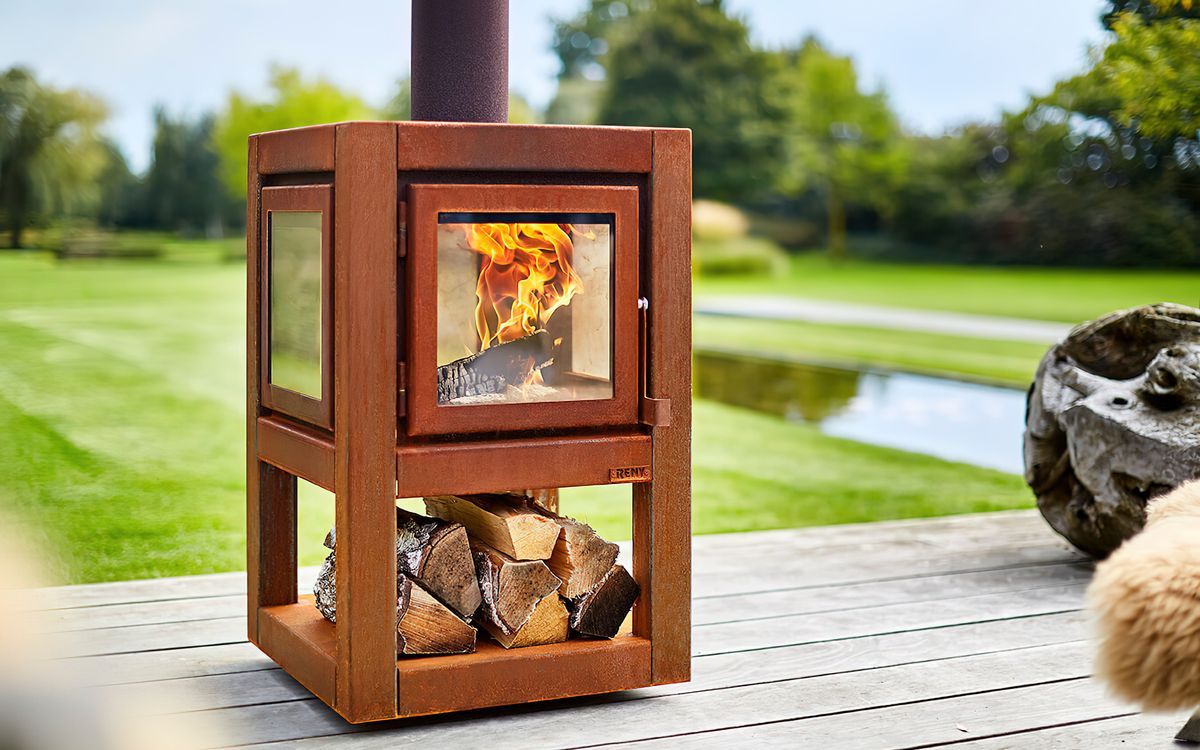 Hero Banner for RB73 Outdoor Fireplaces