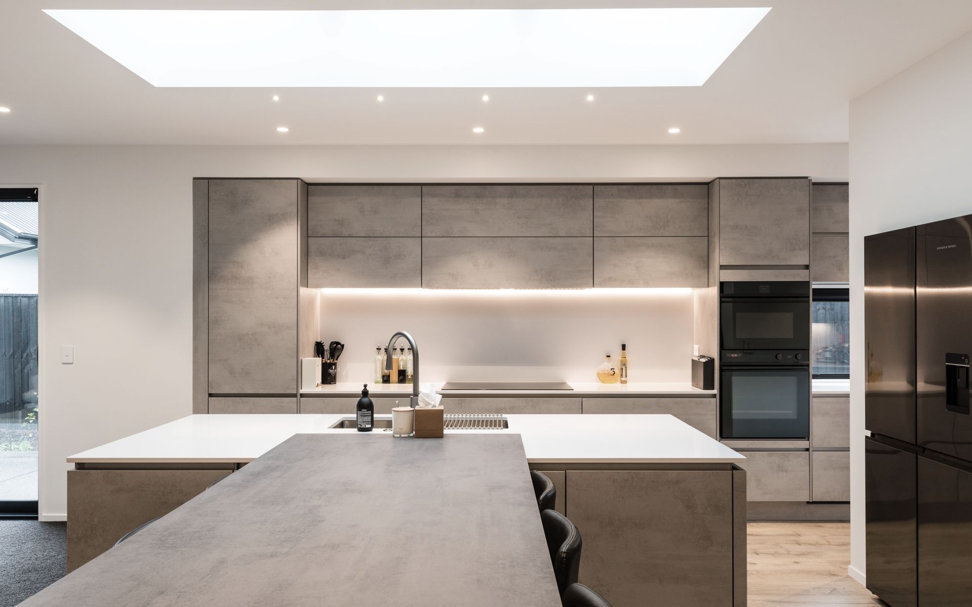 Supporting Image 2 for Palazzo Kitchens
