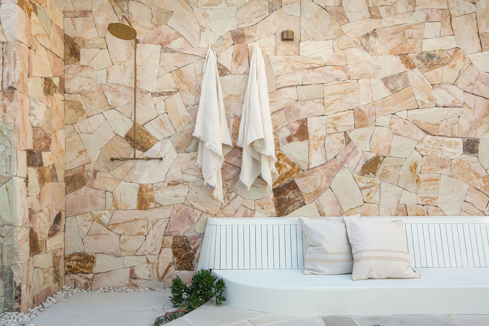 Supporting Image 1 for Sunshower Outdoor Showers