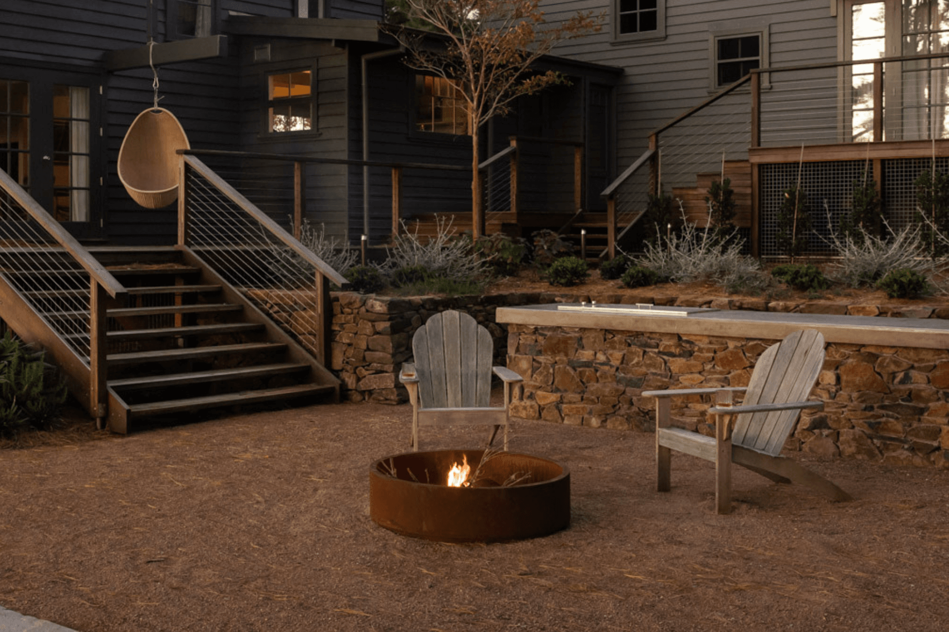 Supporting Image 4 for Hibernate Outdoors