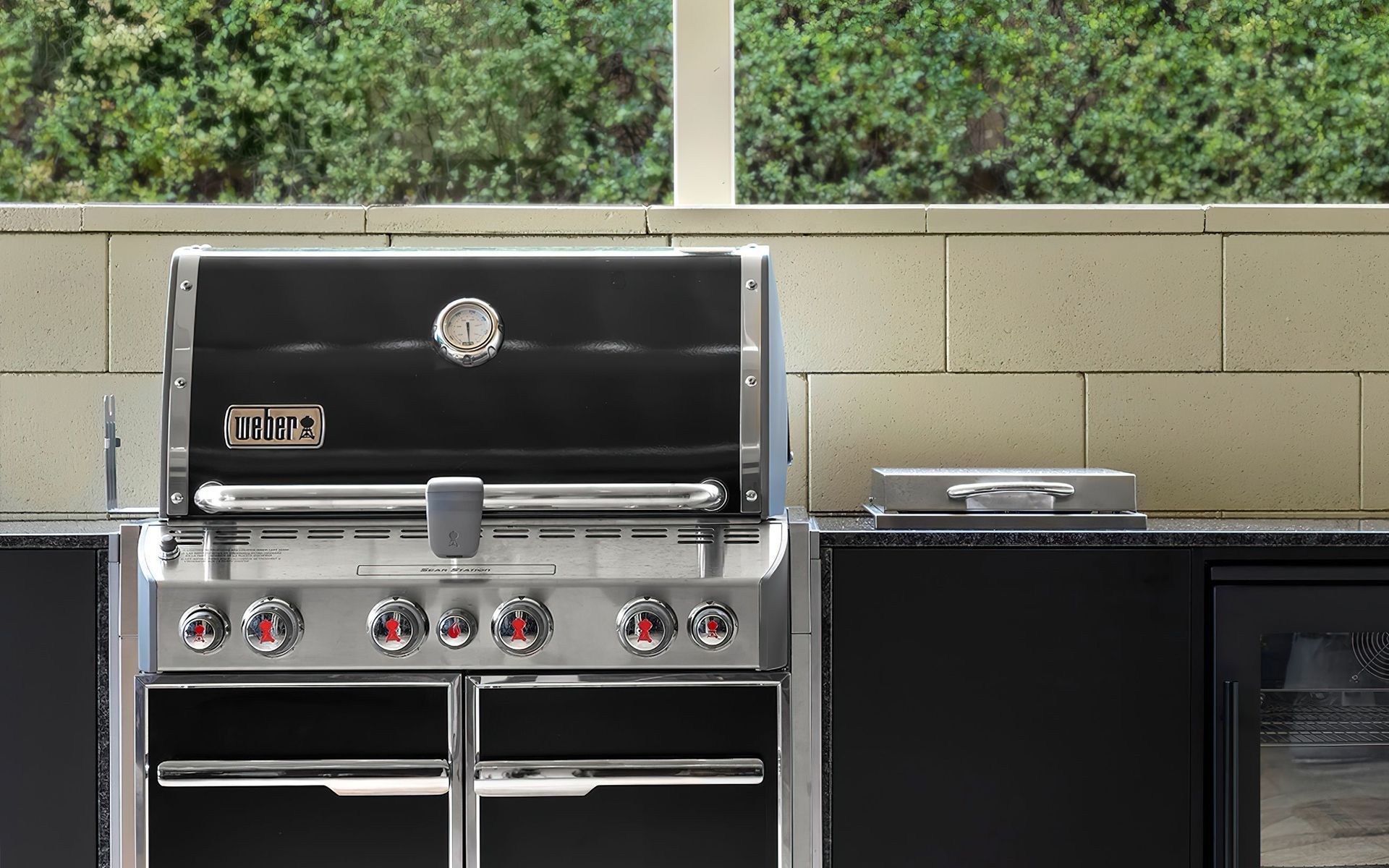 Supporting Image 4 for Weber Outdoor Kitchens