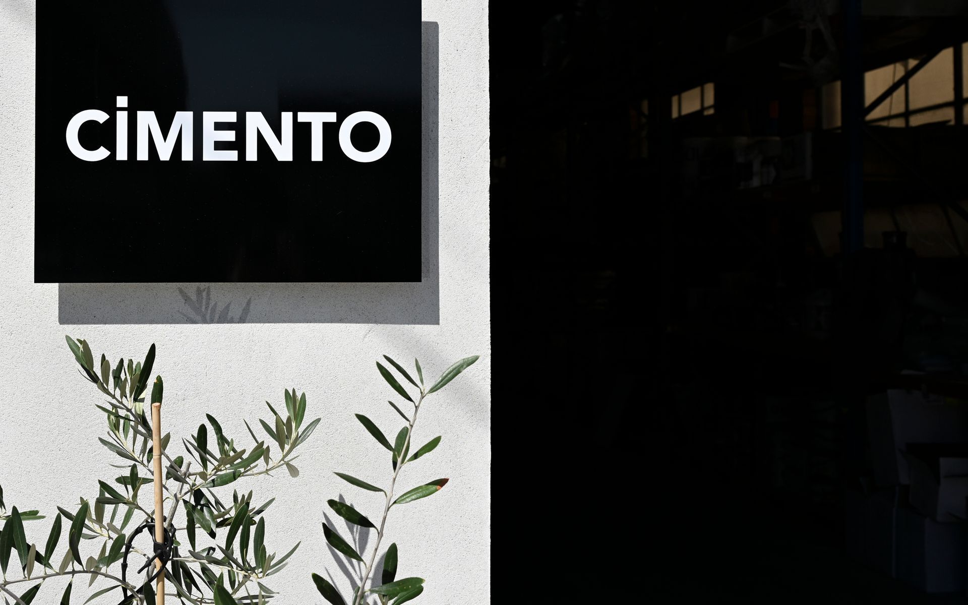 Cimento Finishes Studio banner