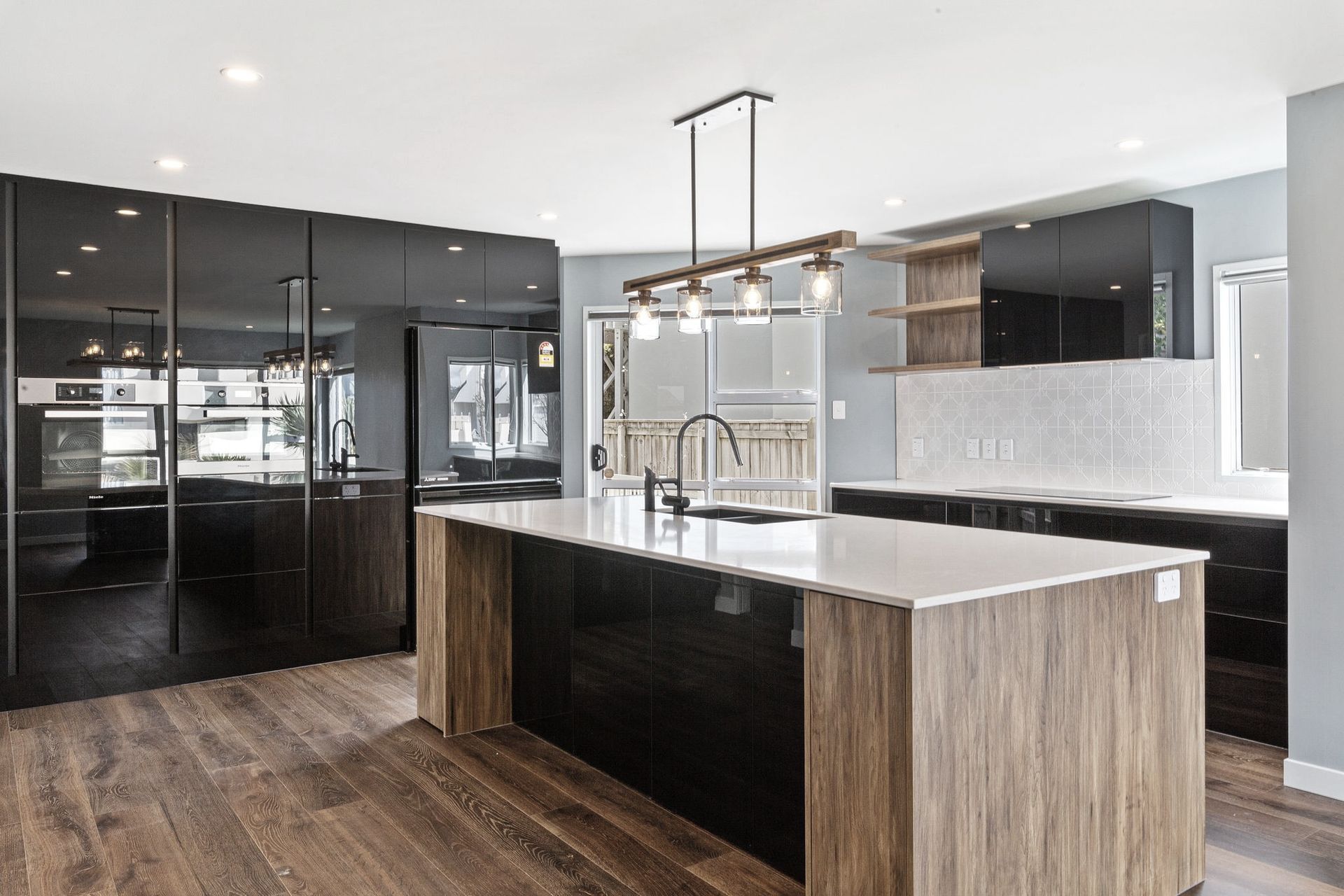 Hero Banner for Refresh Renovations Southland