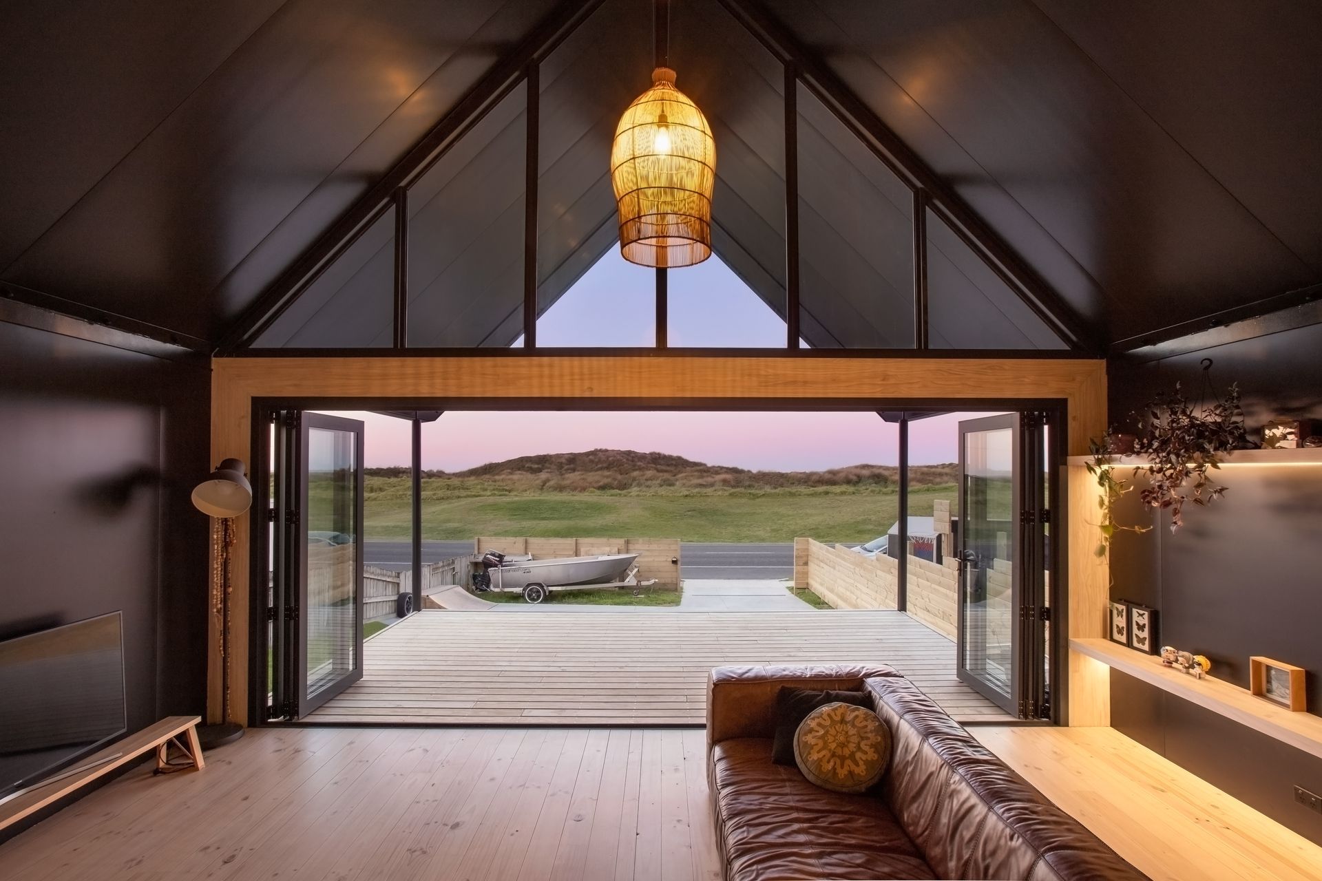 Hero Banner for Extra Mile Consulting