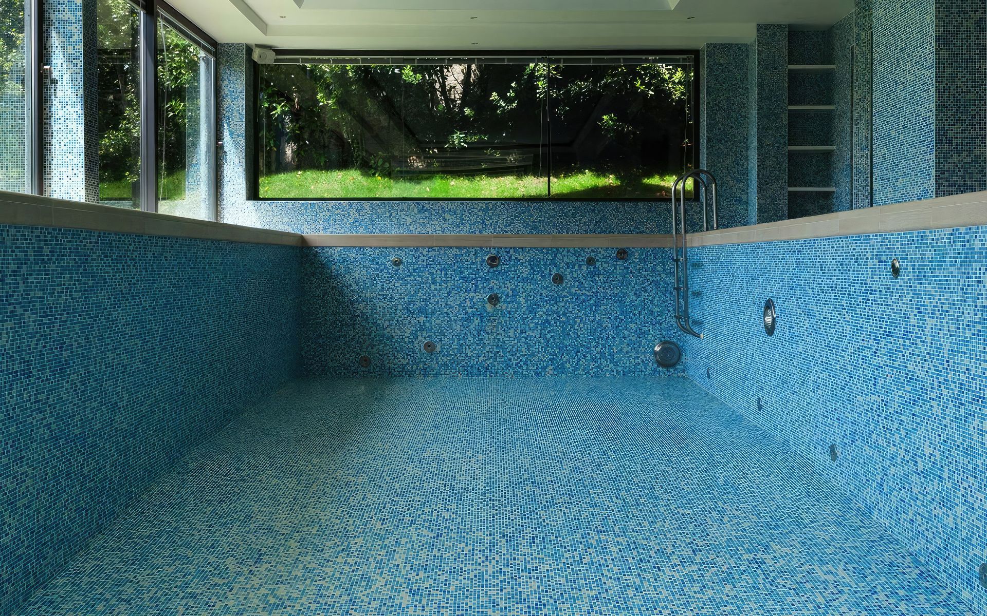 Supporting Image 1 for New Era Tiling