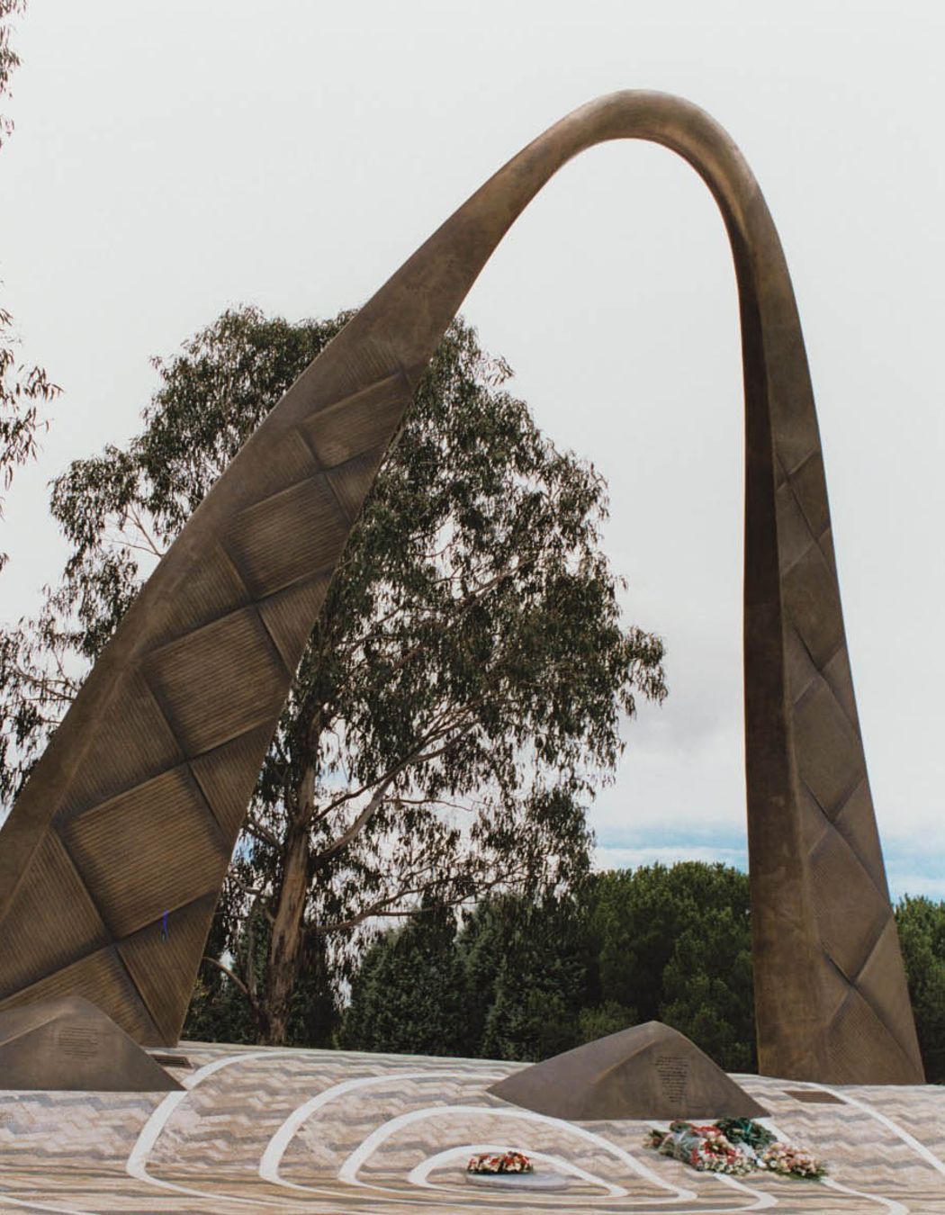 379-Canberra-arch.jpg