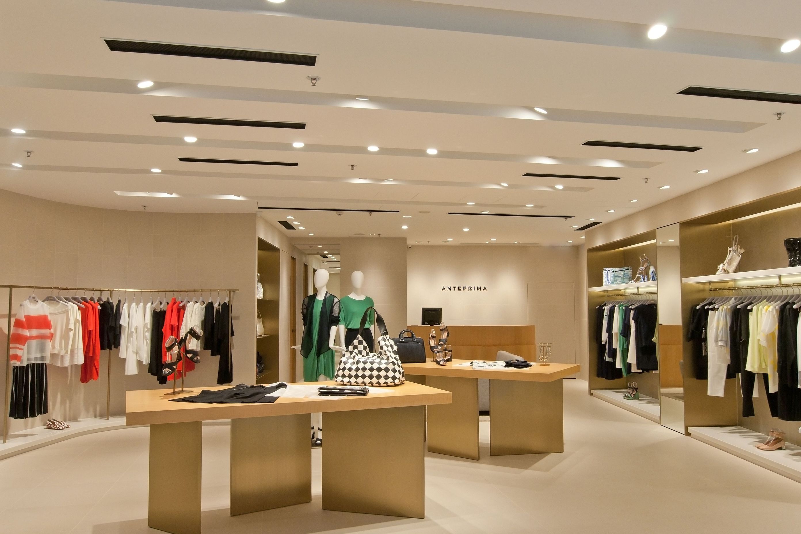 Festival Walk, Hong Kong - Retail