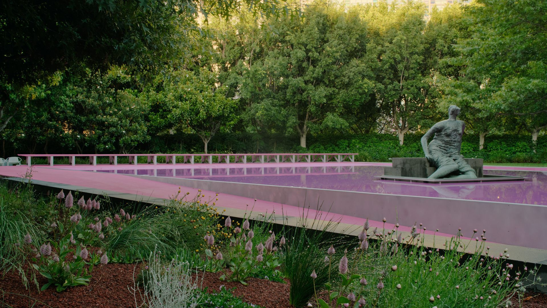 Taylor Knights - NGV Pond(er) video