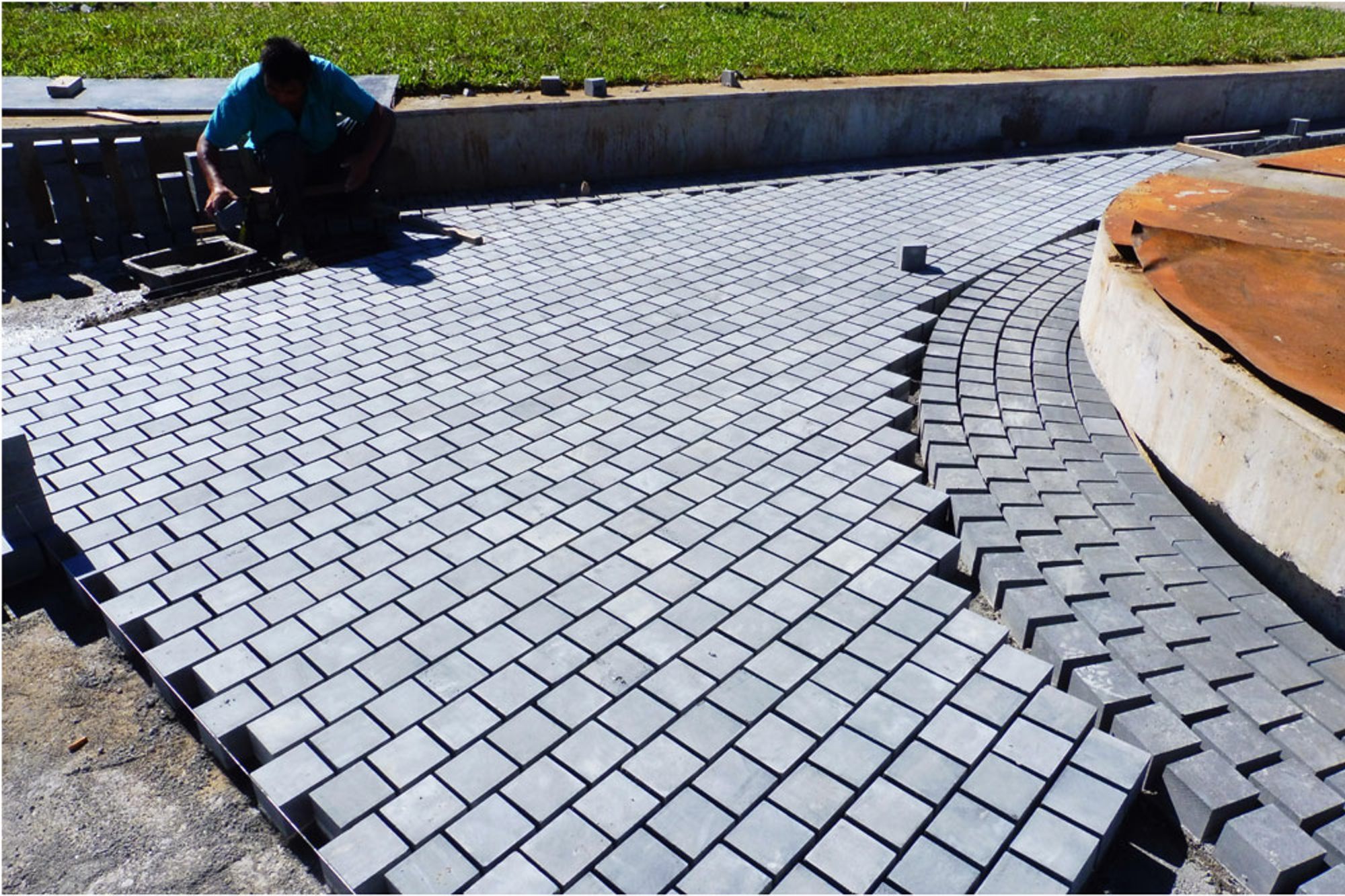 Bluestone paving Horizon international in Samoa