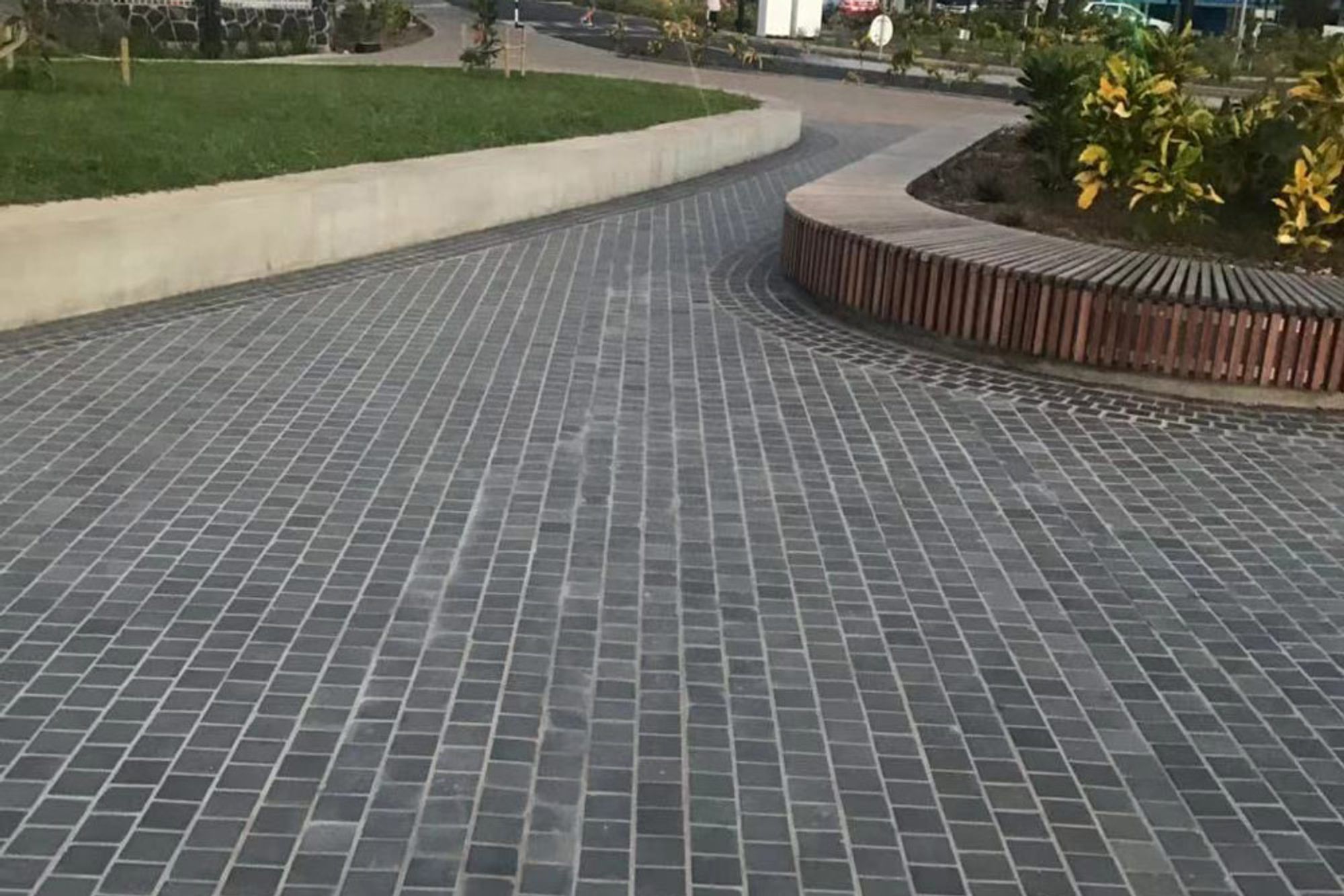 Bluestone paving Horizon international in Samoa