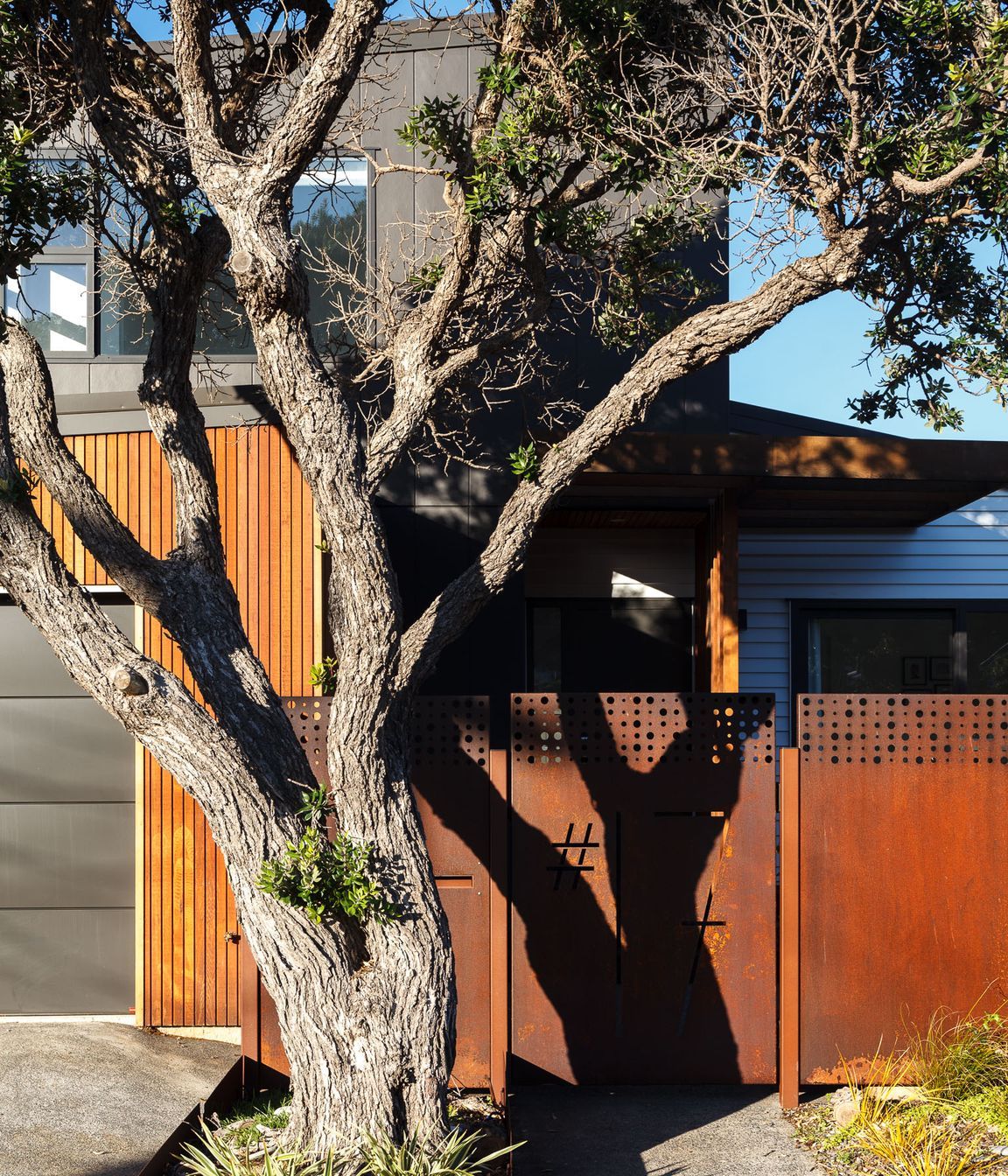 Seatoun alteration