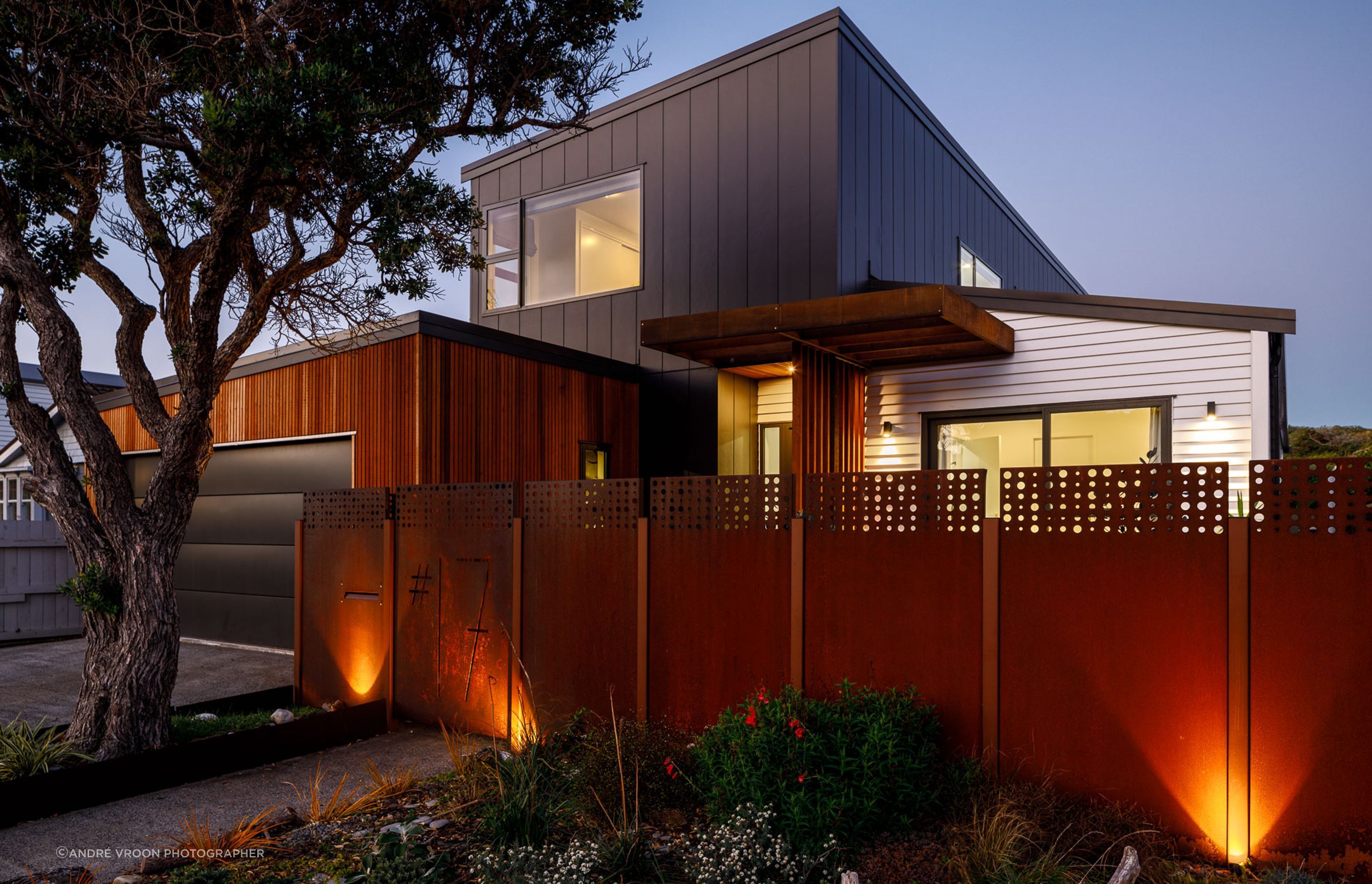 Seatoun alteration