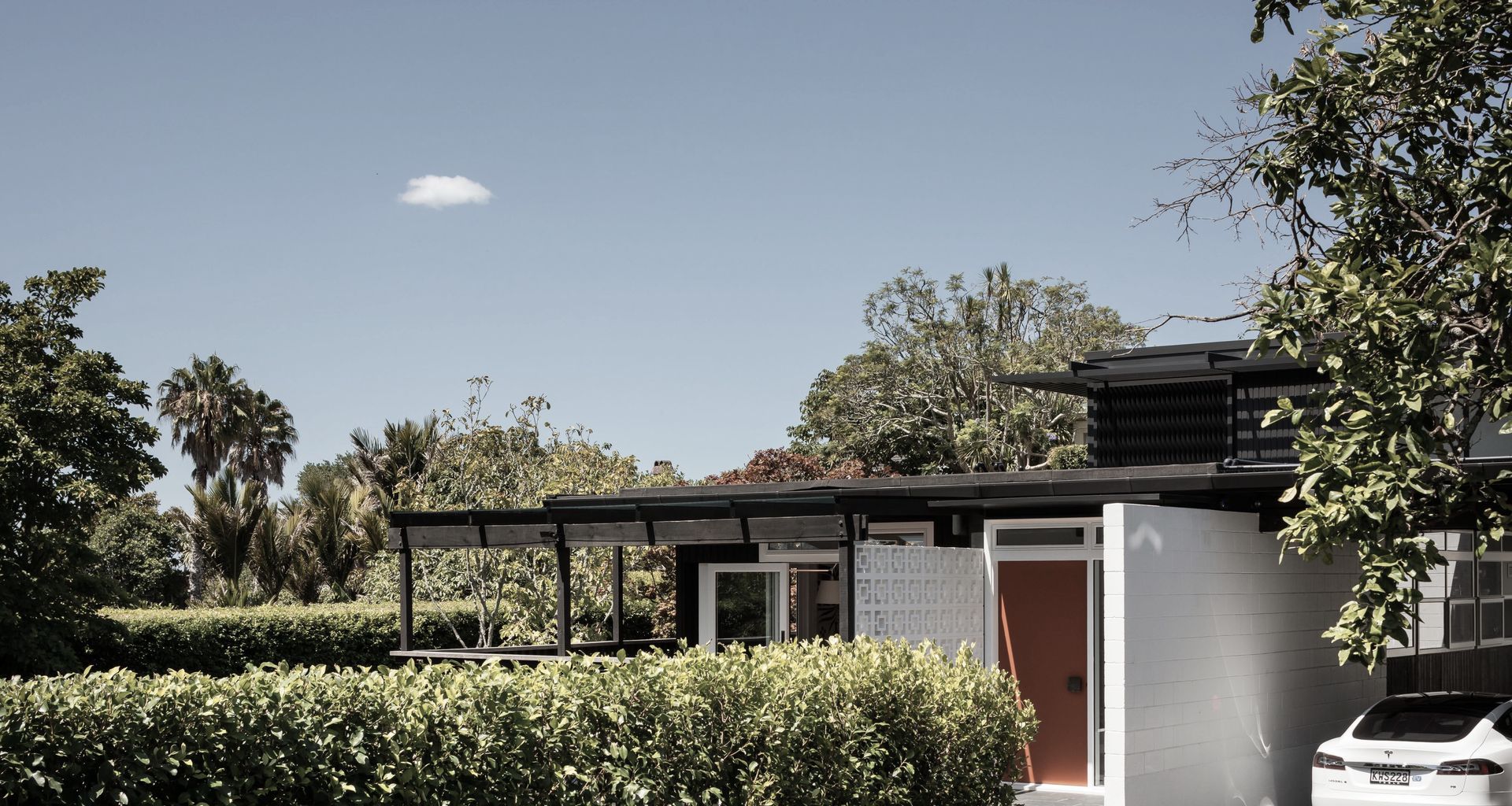 Mid-century turned modern:   GR House banner