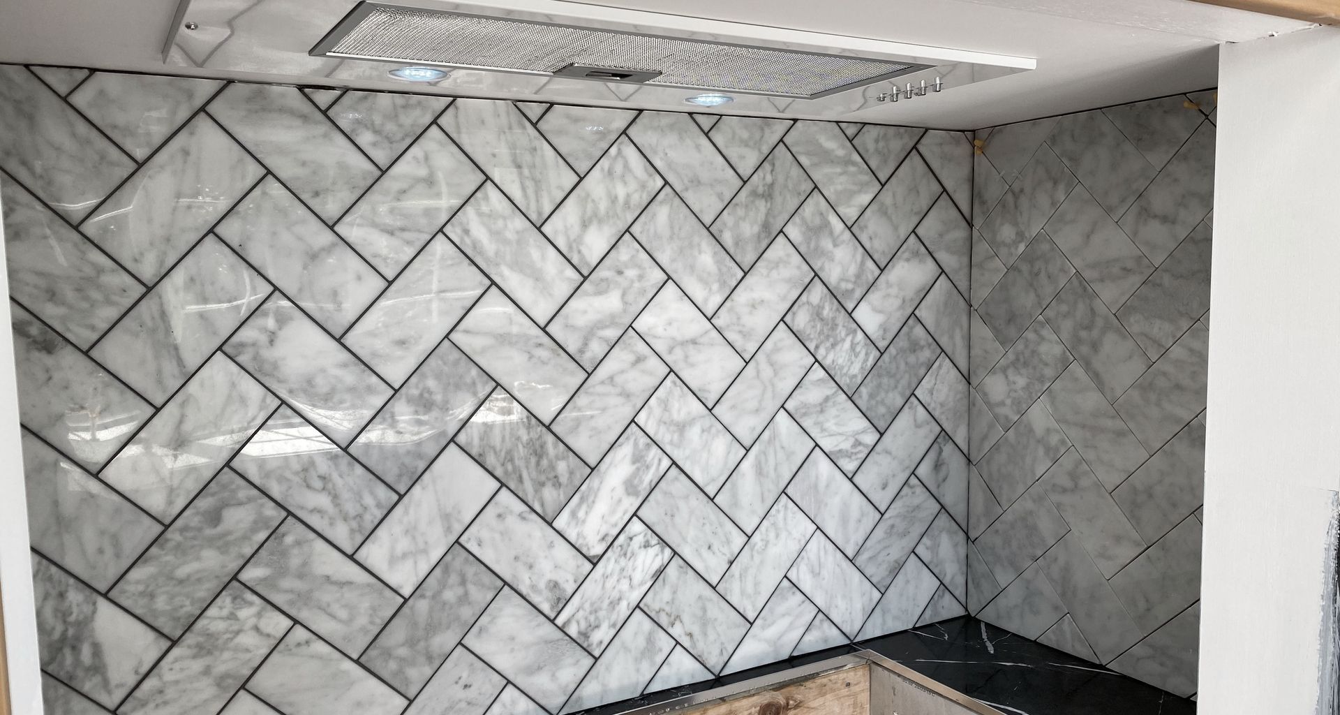 Kitchens, Laundries & Floor Tiling banner