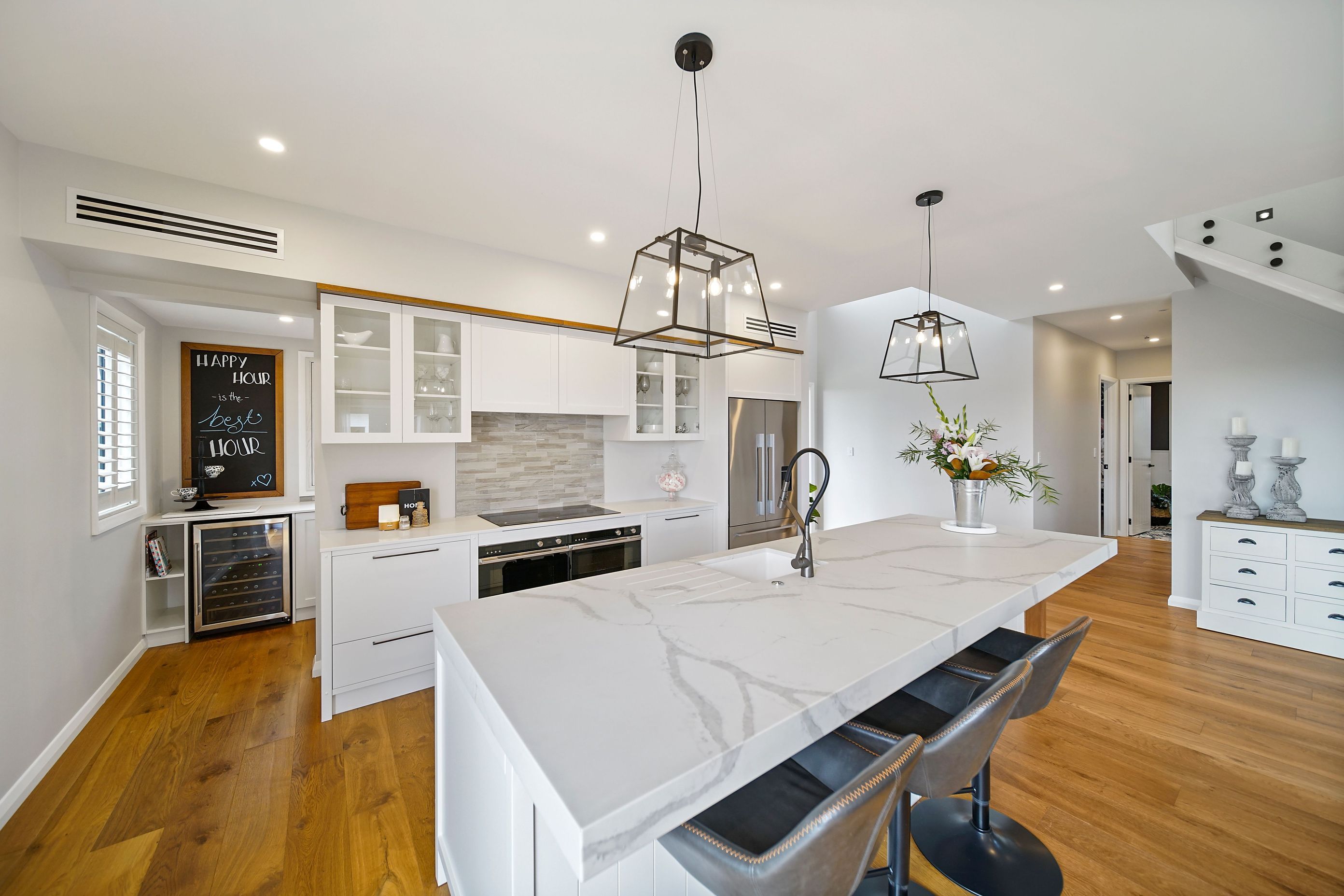 002Open2viewID454713-12jonahlomudrive.jpg