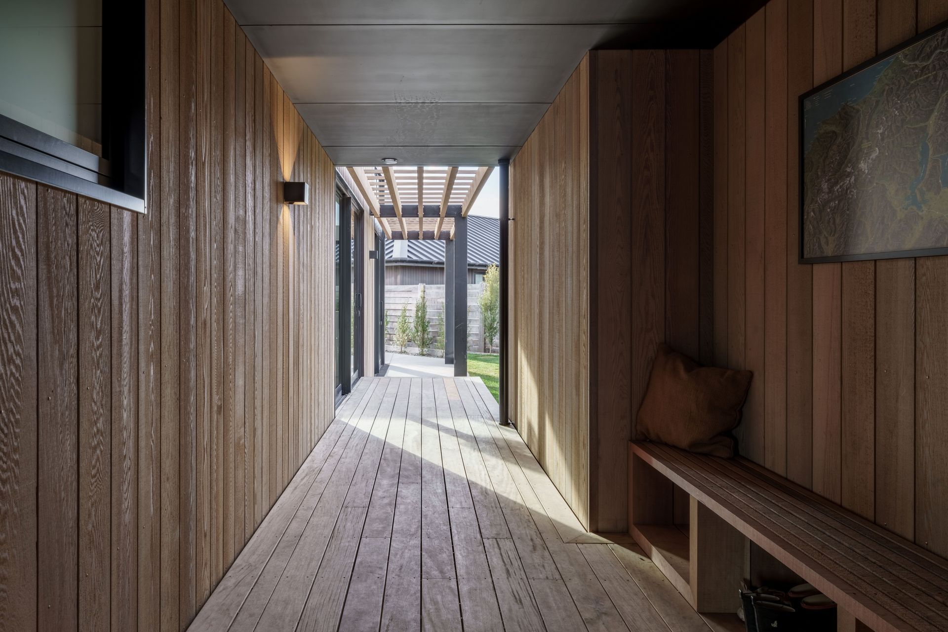 02-Ben-Hudson-Architects-Alpine-Home-Wanaka-covered-entry-link.jpg