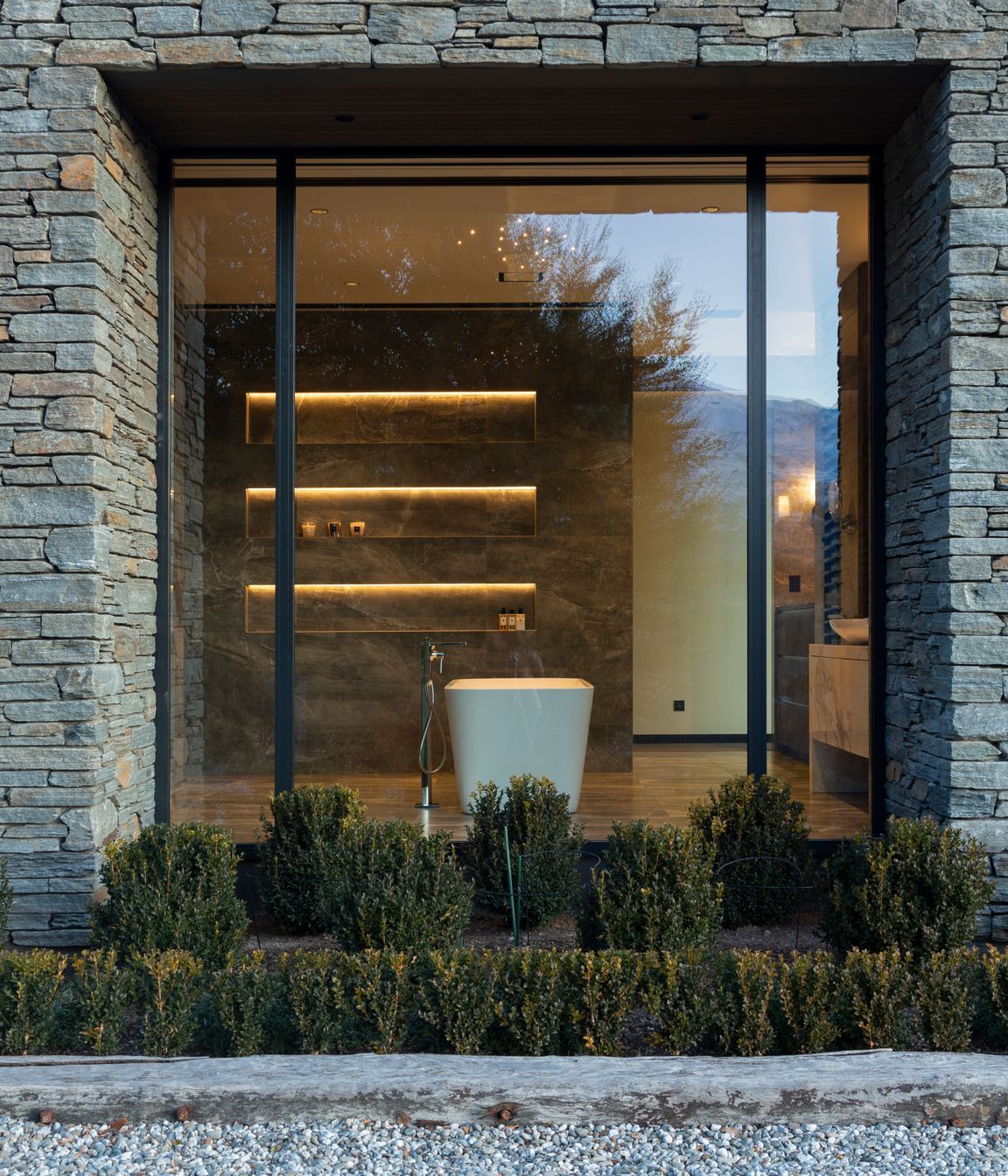 102DomainRoadQueenstown195.jpg