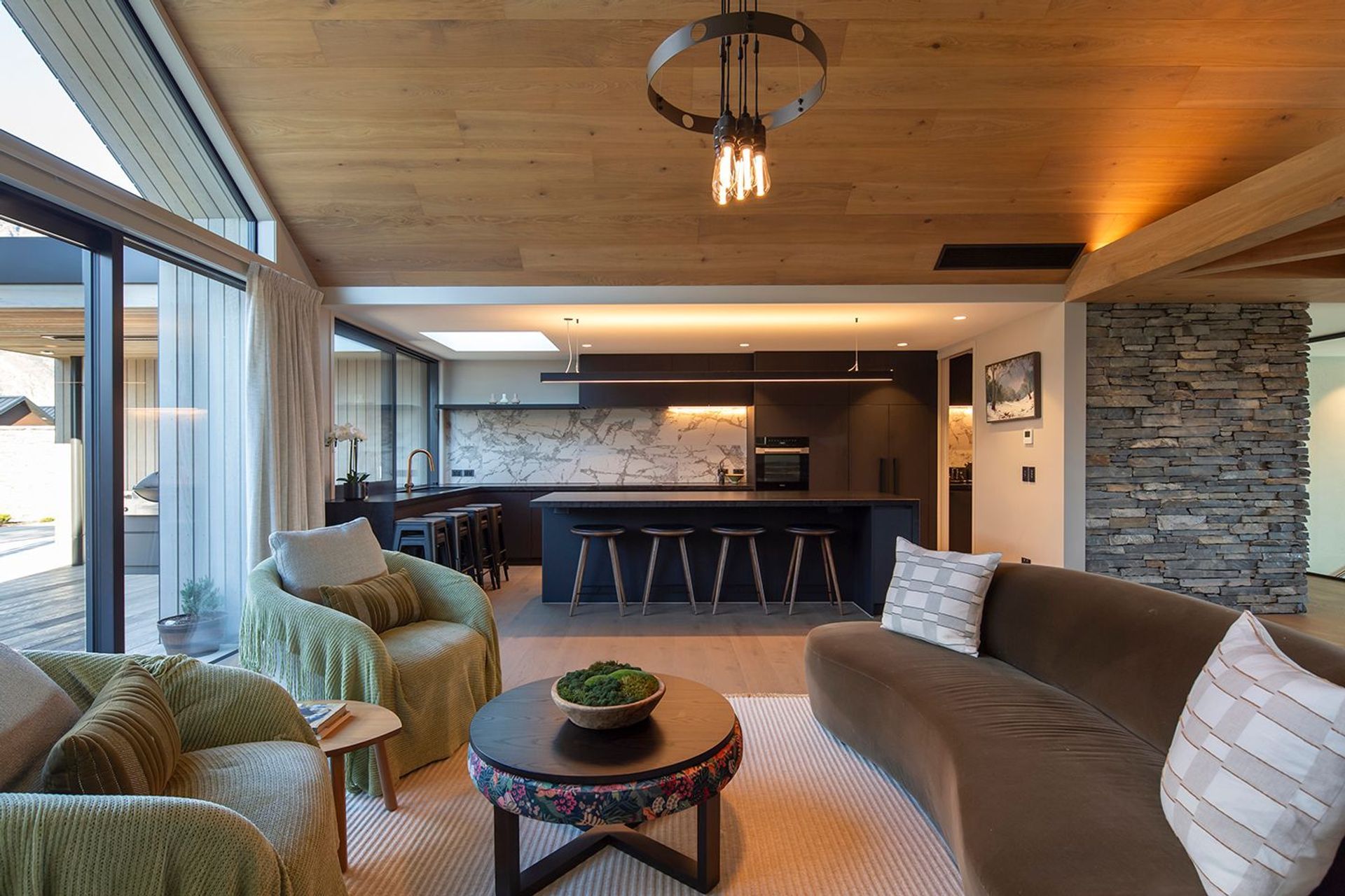 11EllesmereAvenue023-1450px.jpg