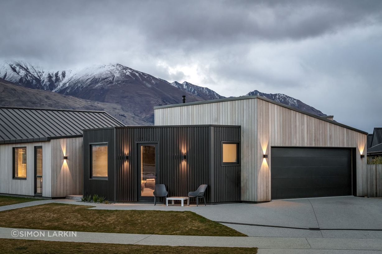 12-Ben-Hudson-Architects-Alpine-Home-Wanaka-office.jpg