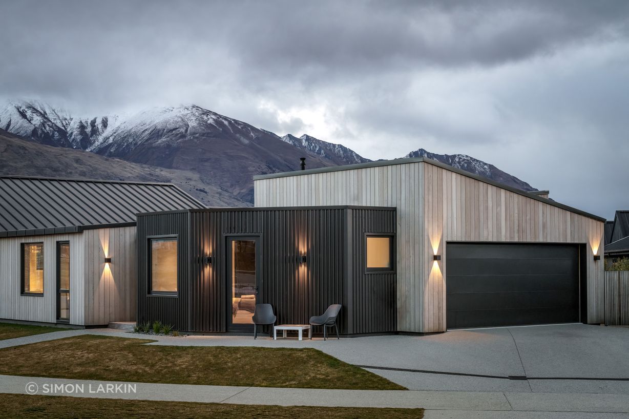 12-Ben-Hudson-Architects-Alpine-Home-Wanaka-office.jpg
