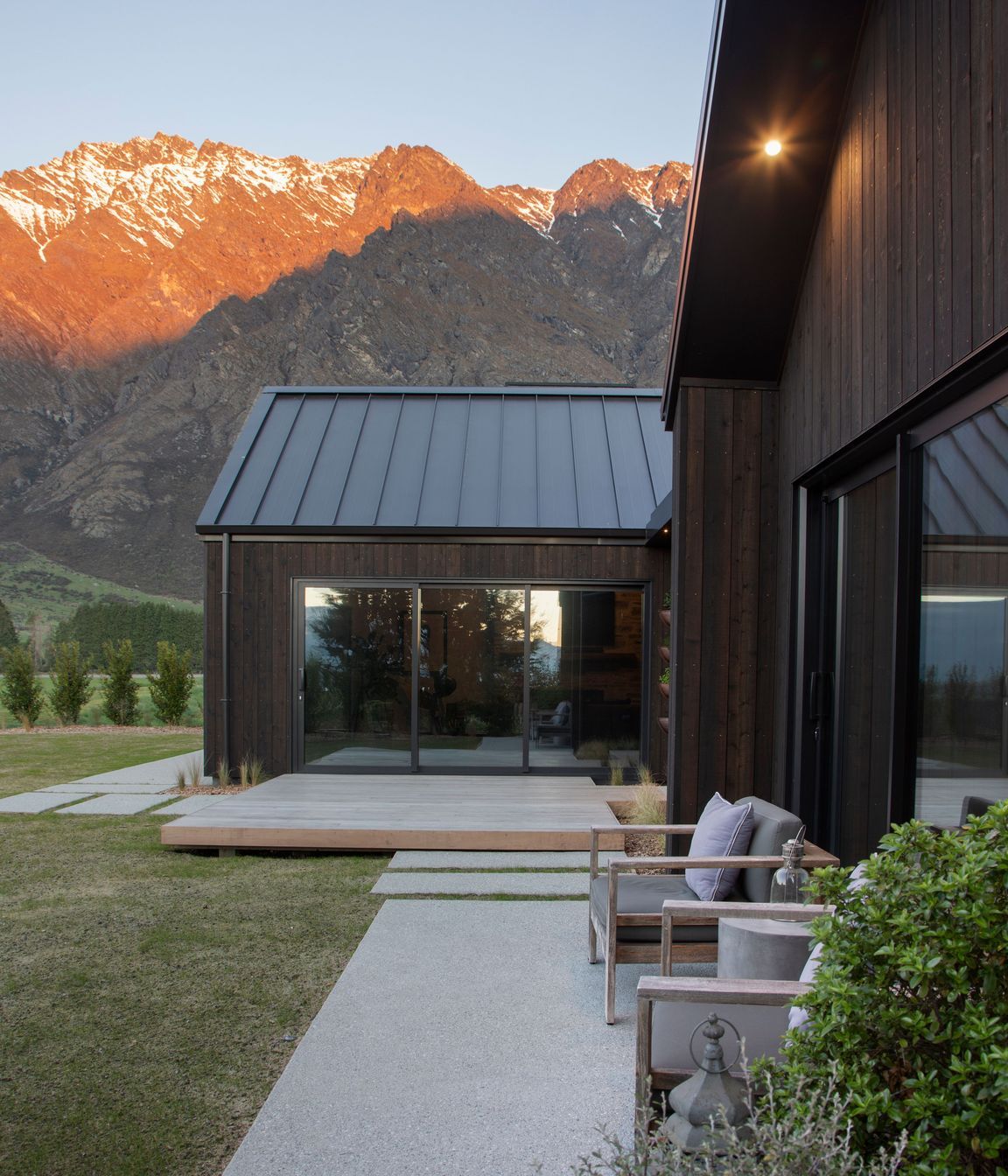 The floorplan has been designed to provide privacy on the eastern and western sides of the home.
