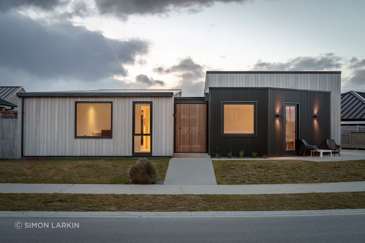 14-Ben-Hudson-Architects-Alpine-Home-Wanaka-street-view-1.jpg