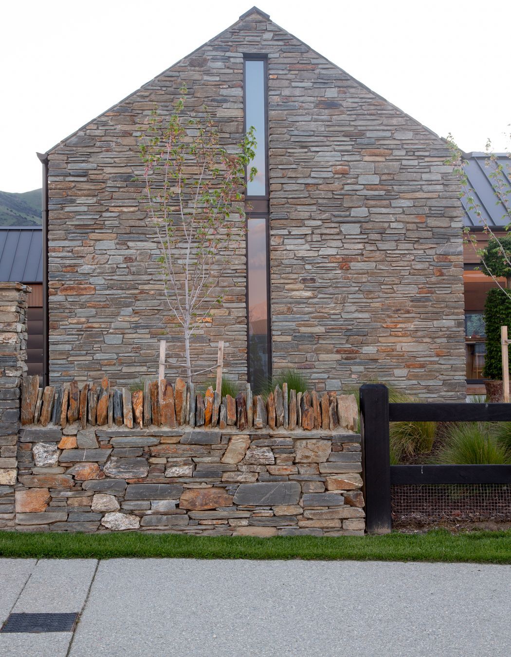 Deans Drive, Wanaka | Abode Magazine