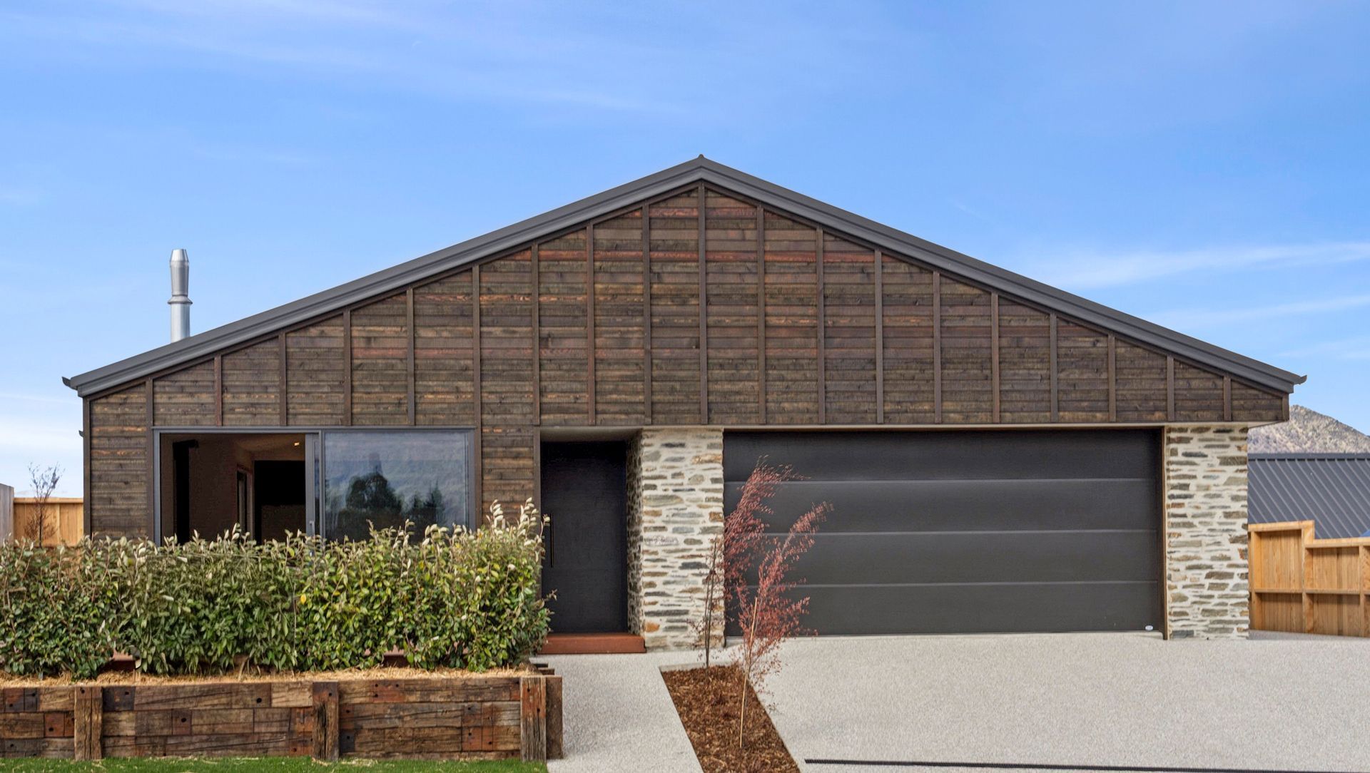 Doug Ledgerwood, Wanaka banner