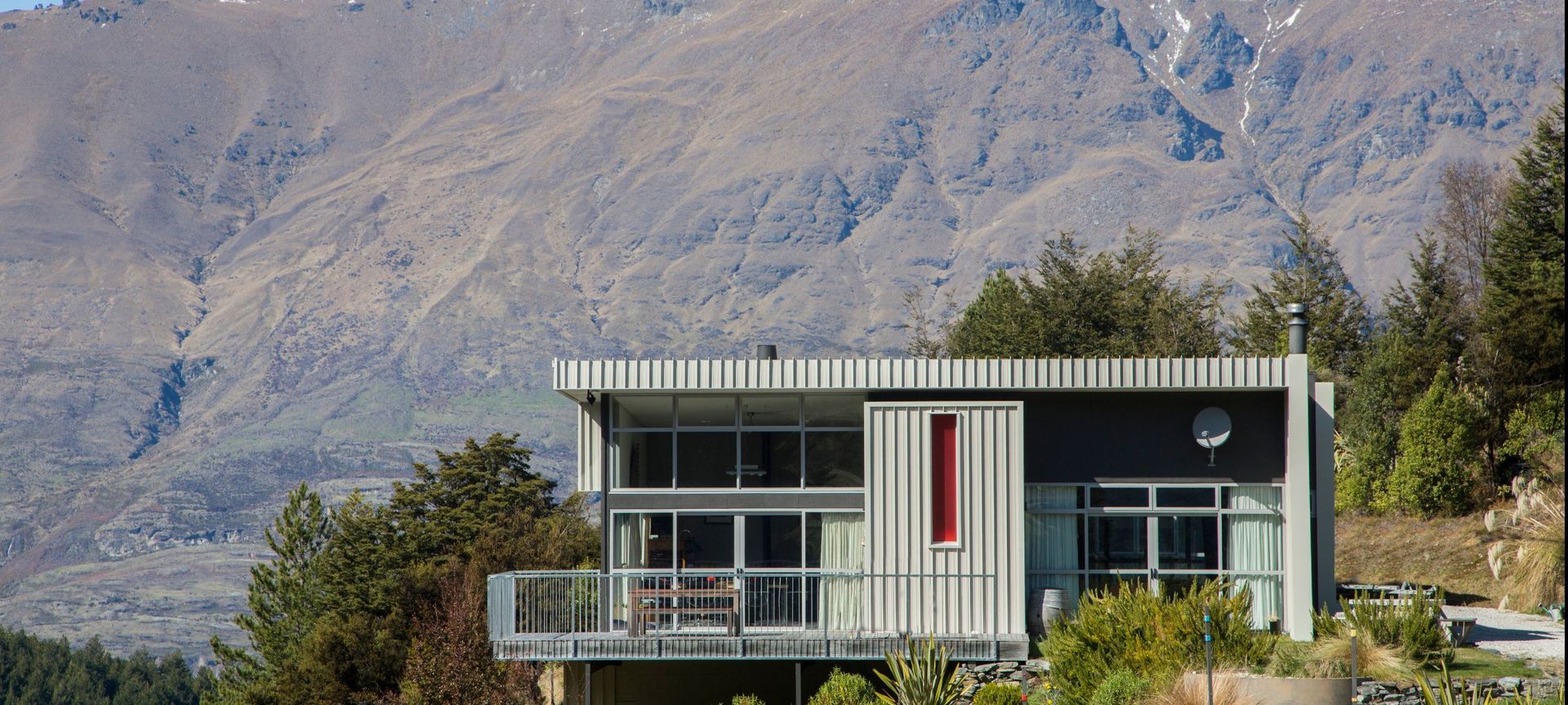 Alpine House 01 banner