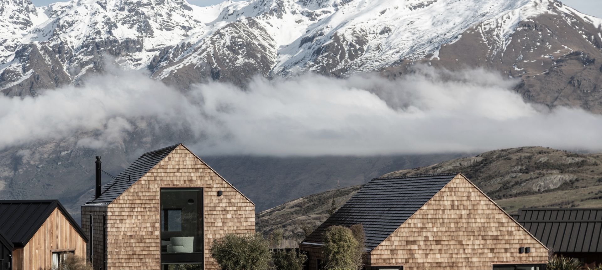 Shingle House Jacks Point | Dravitski Brown Architect banner