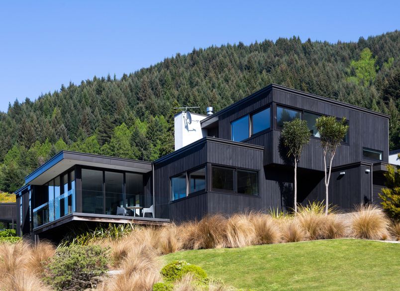 Highview Terrace Black Beauty