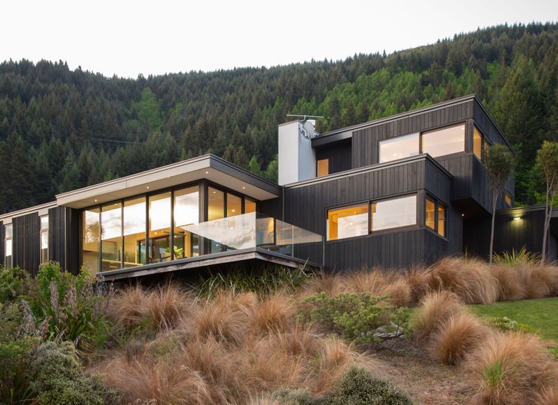 Highview Terrace Black Beauty