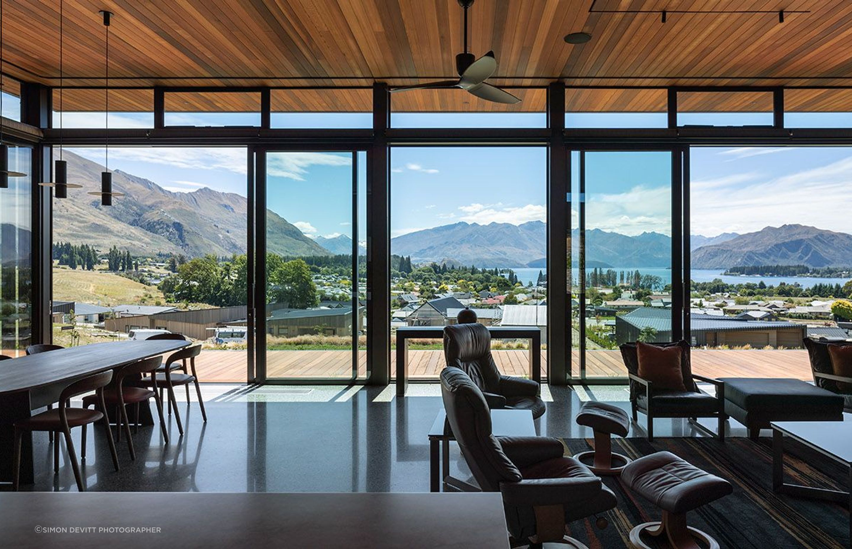 The jaw-dropping view from the living spaces takes in Lake Wanaka and the mountain ranges beyond.