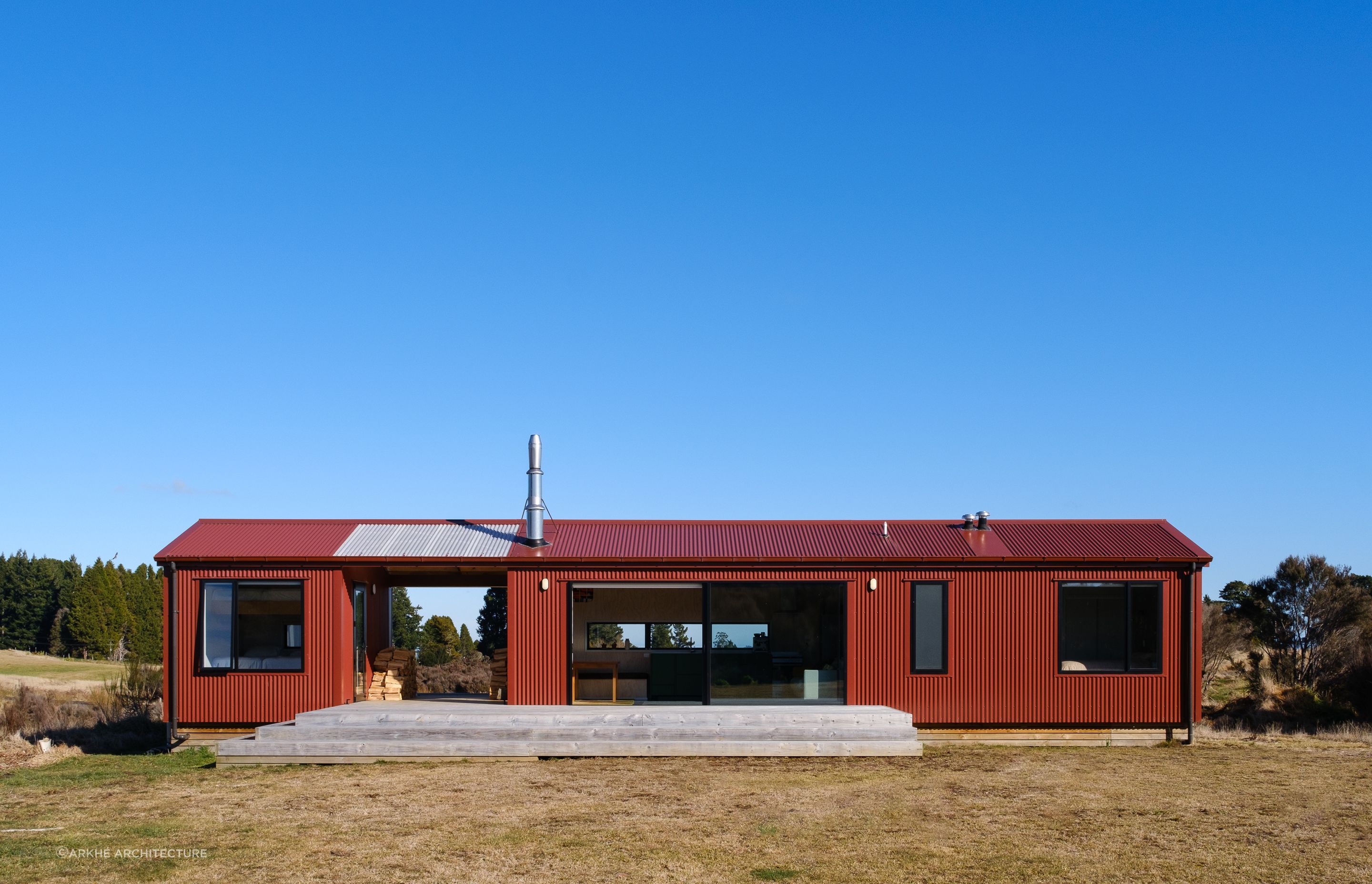 ArkheRed-Ruapehu-HutSmall-House-02.jpg