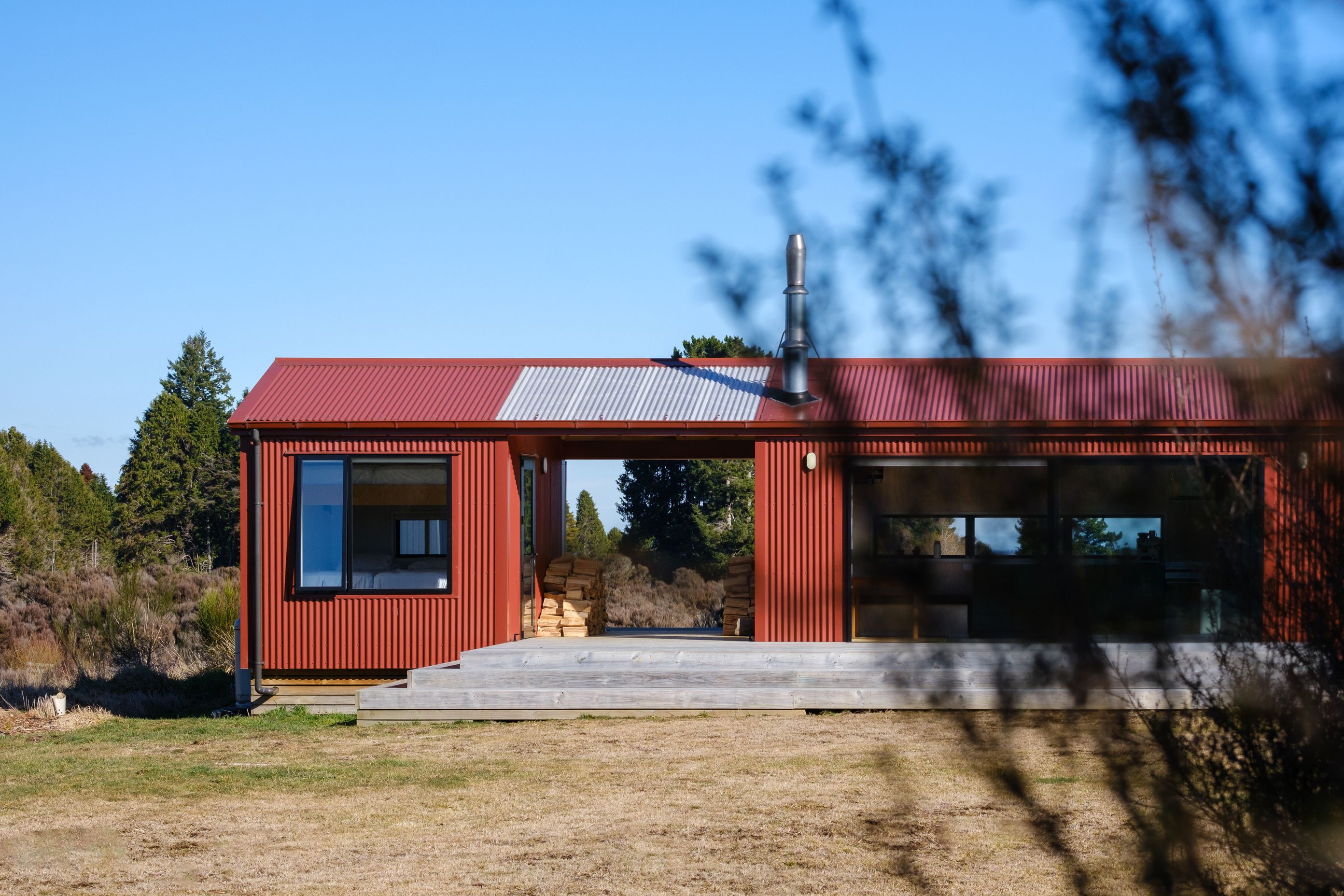 ArkheRed-Ruapehu-HutSmall-House-05.jpg