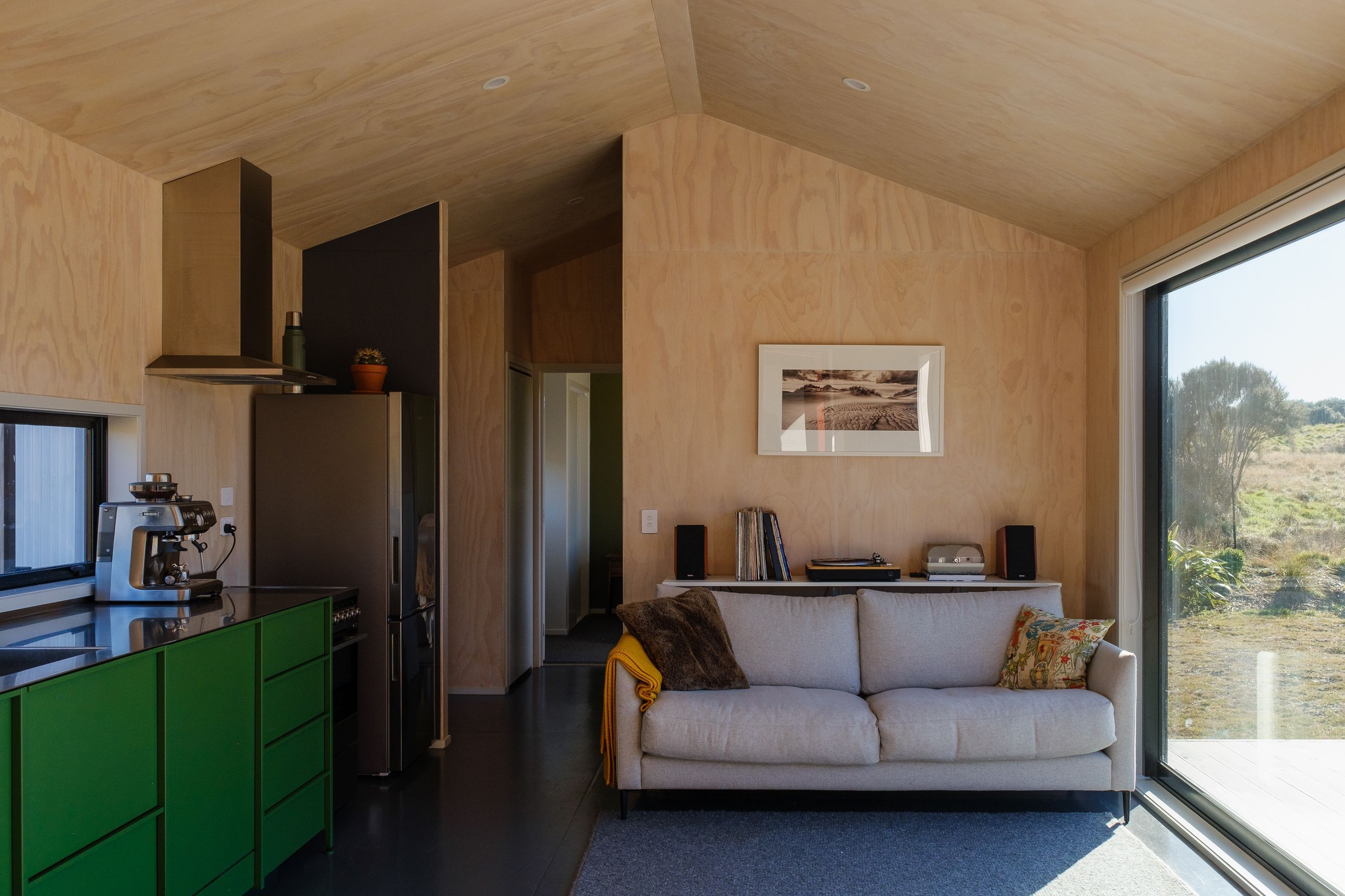 ArkheRed-Ruapehu-HutSmall-House-14.jpg