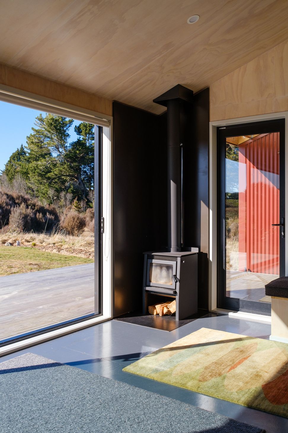 ArkheRed-Ruapehu-HutSmall-House-16.jpg