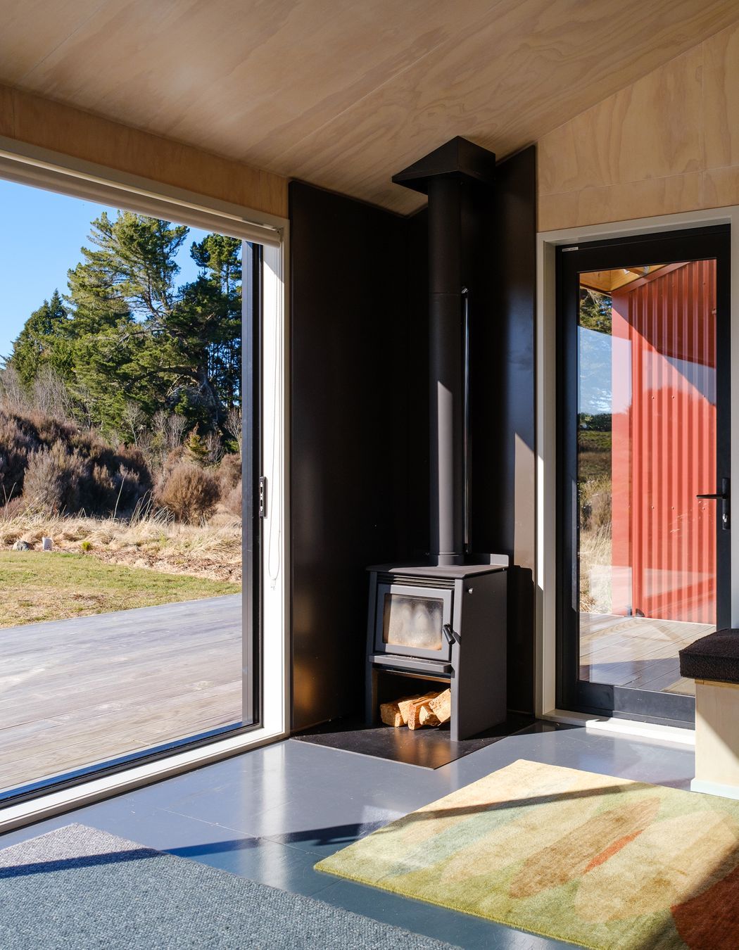 ArkheRed-Ruapehu-HutSmall-House-16.jpg
