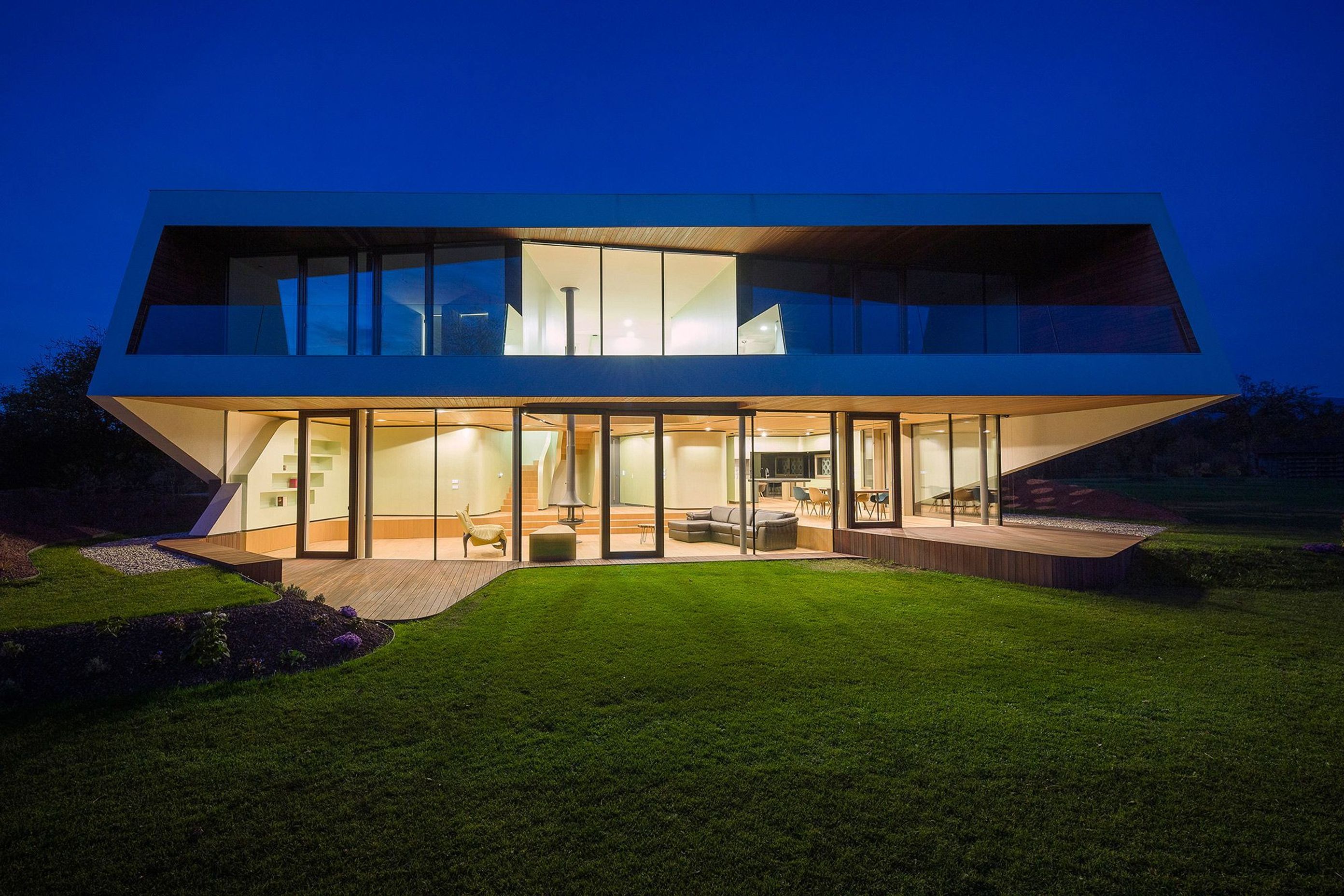 BD-Lea-House-NB-Slovenia-Exterior-3.jpeg