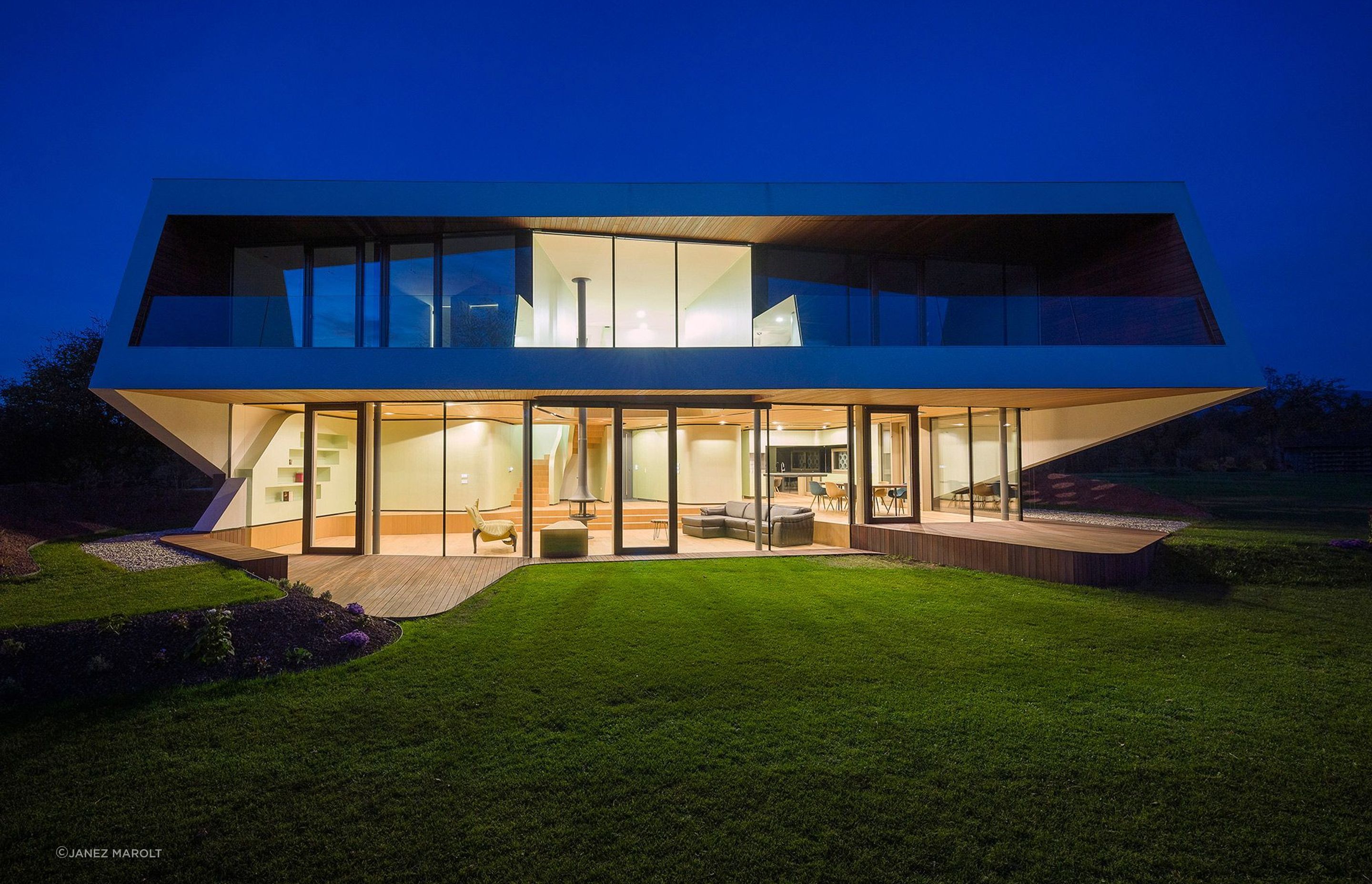 BD-Lea-House-NB-Slovenia-Exterior-3.jpeg