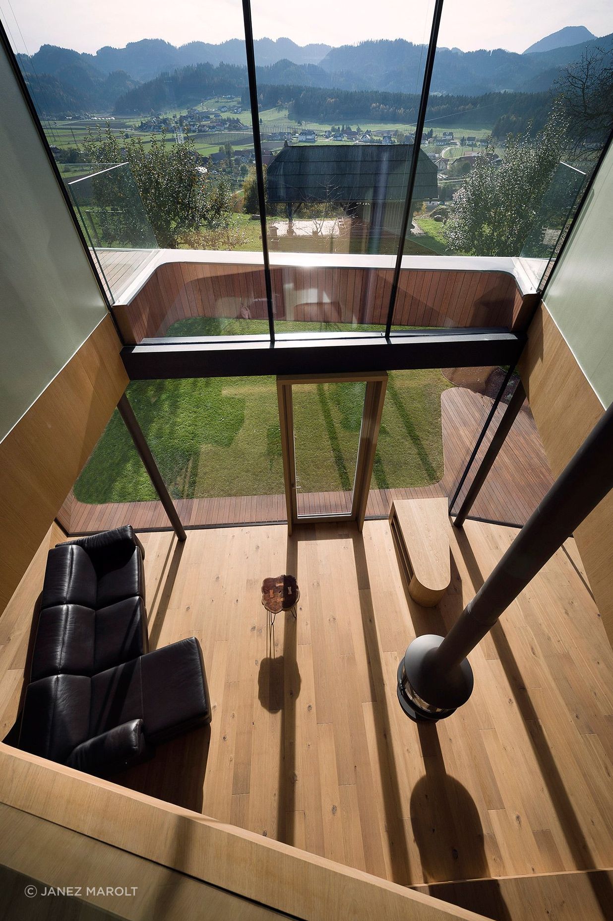 BD-Lea-House-NB-Slovenia-Fireplace-2.jpeg