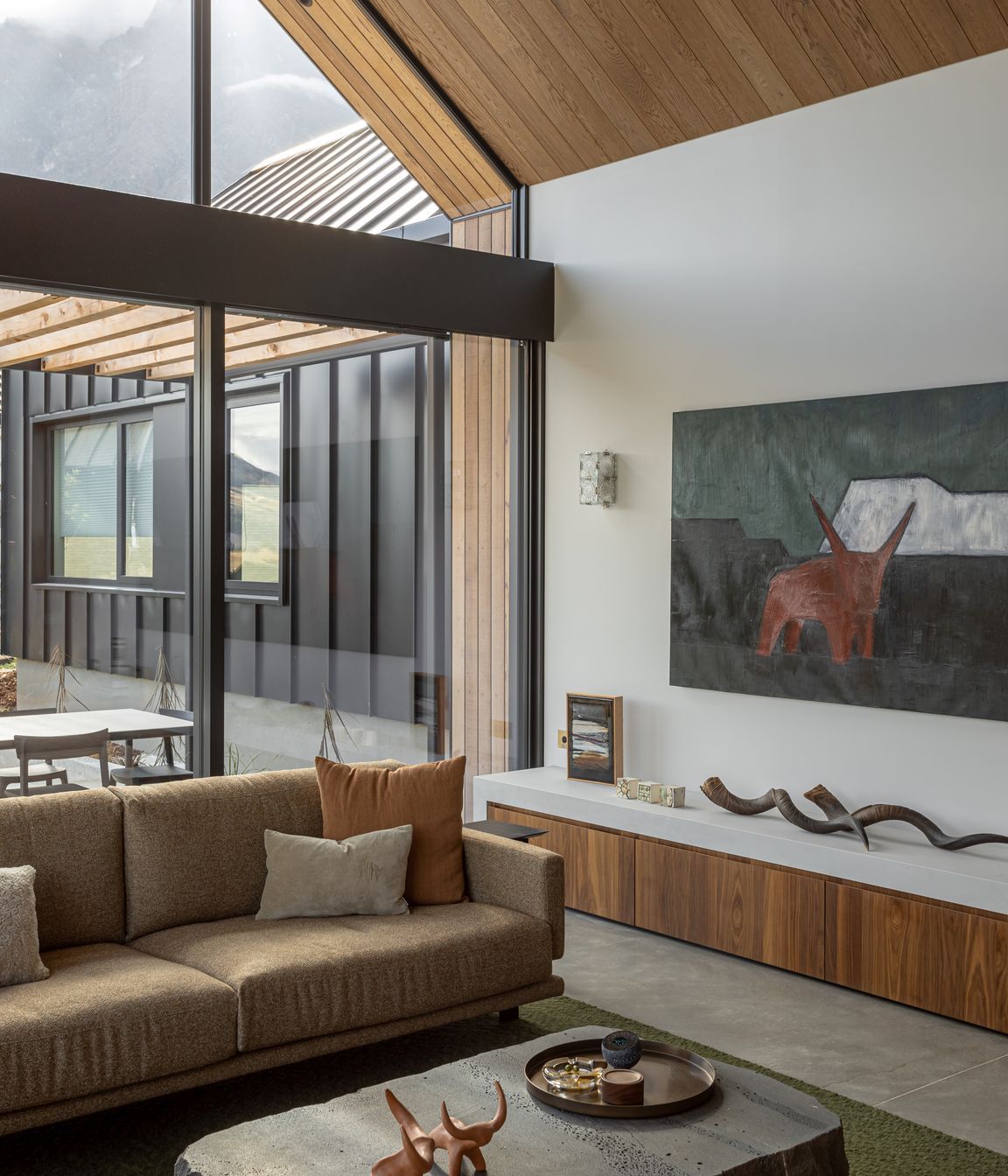 Ben-Hudson-Architects-gallery-house-living.jpg